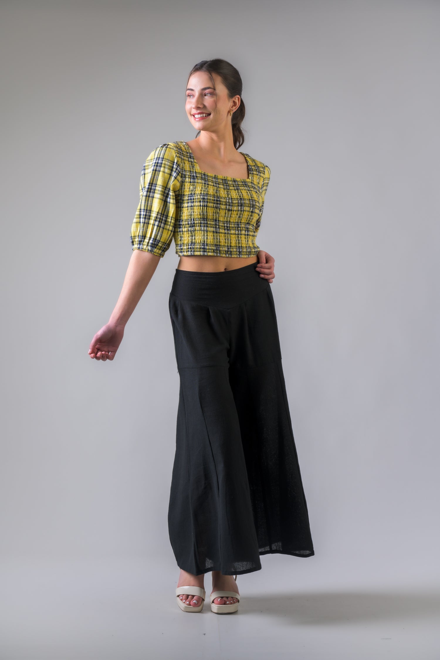 Rhea Ginger Smocked Top Yellow / S/M