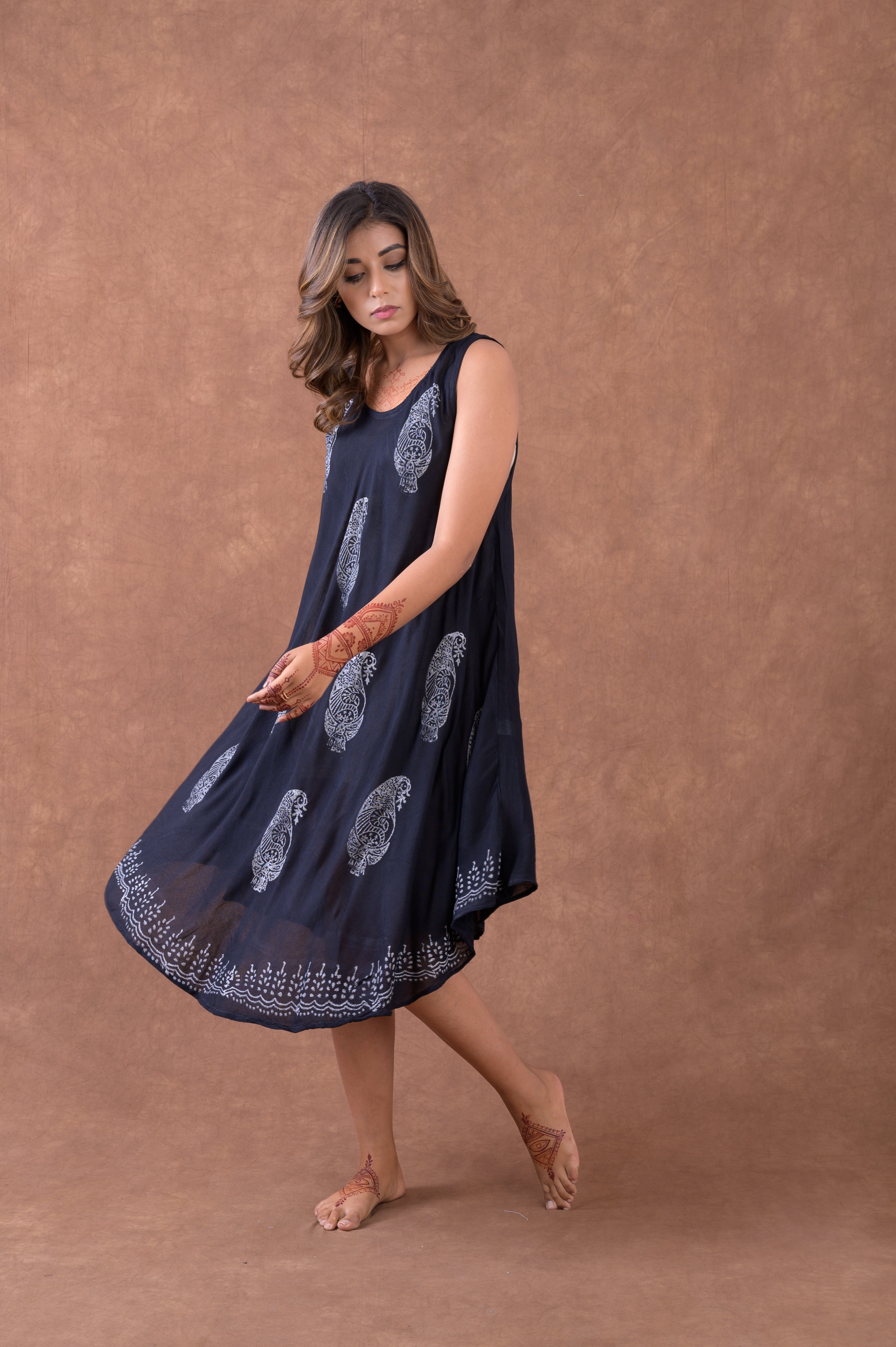 Rhea Lively Sleeveless Print Dress