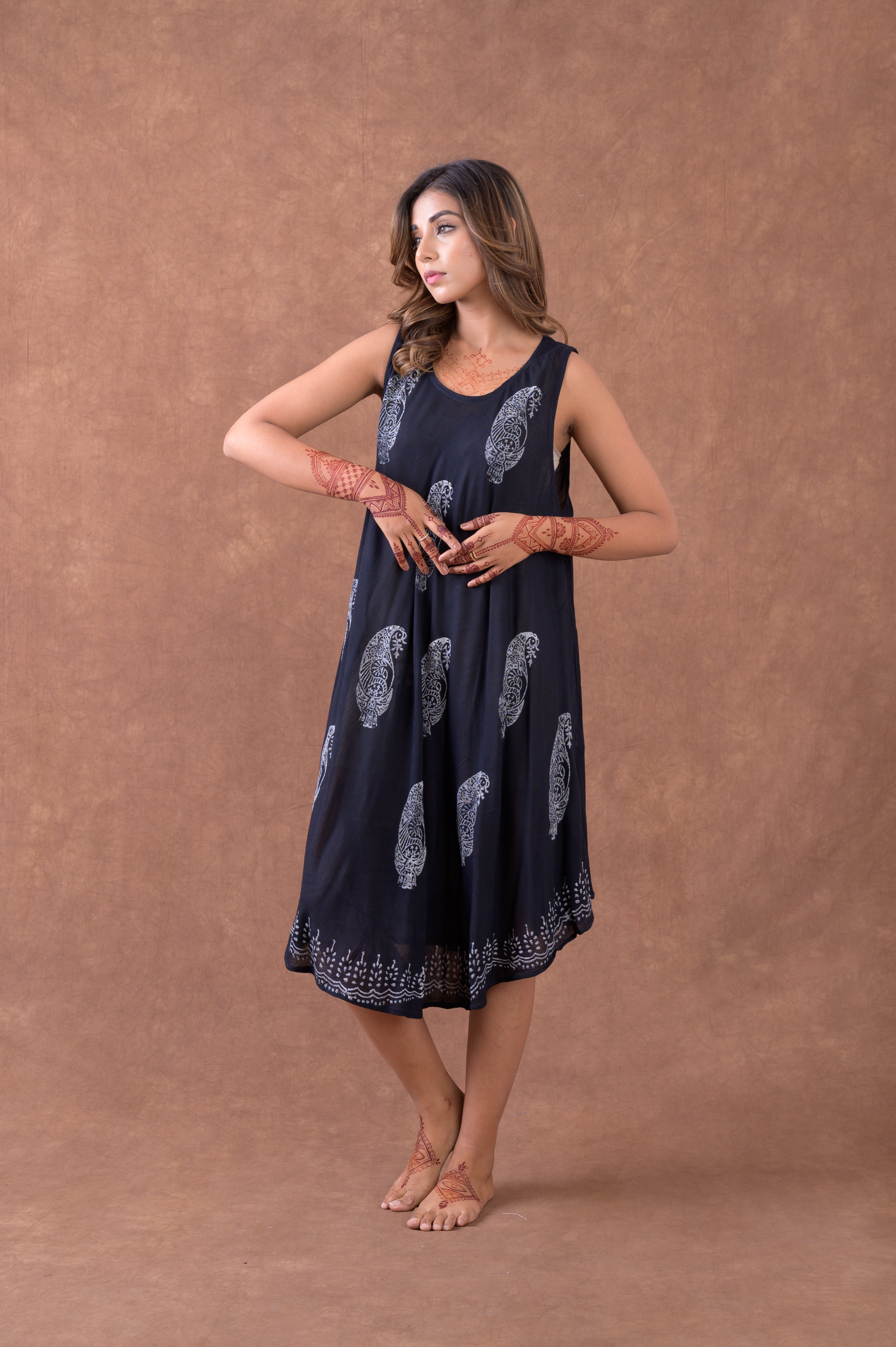 Rhea Lively Sleeveless Print Dress