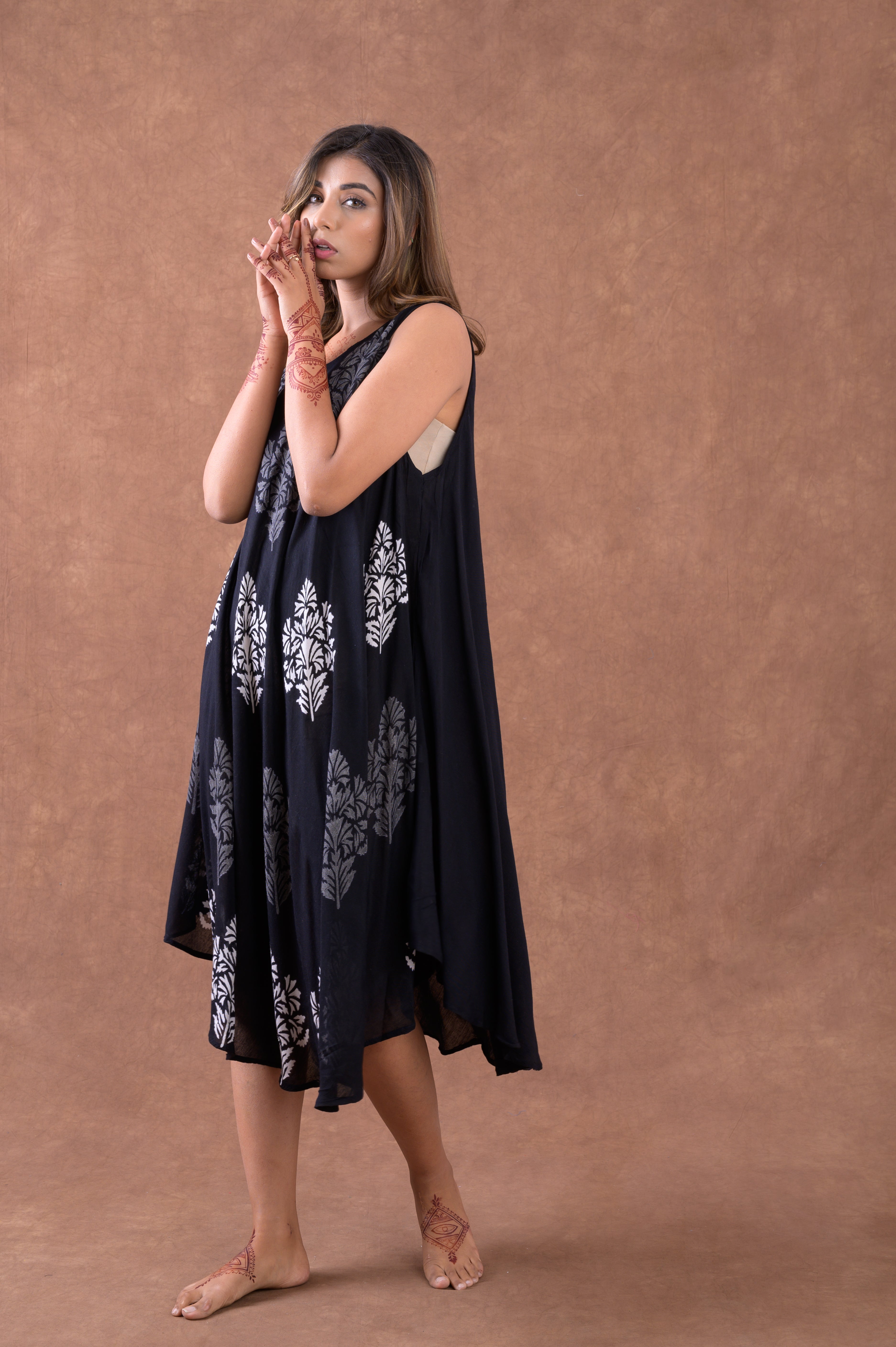 Rhea Lively Sleeveless Print Dress