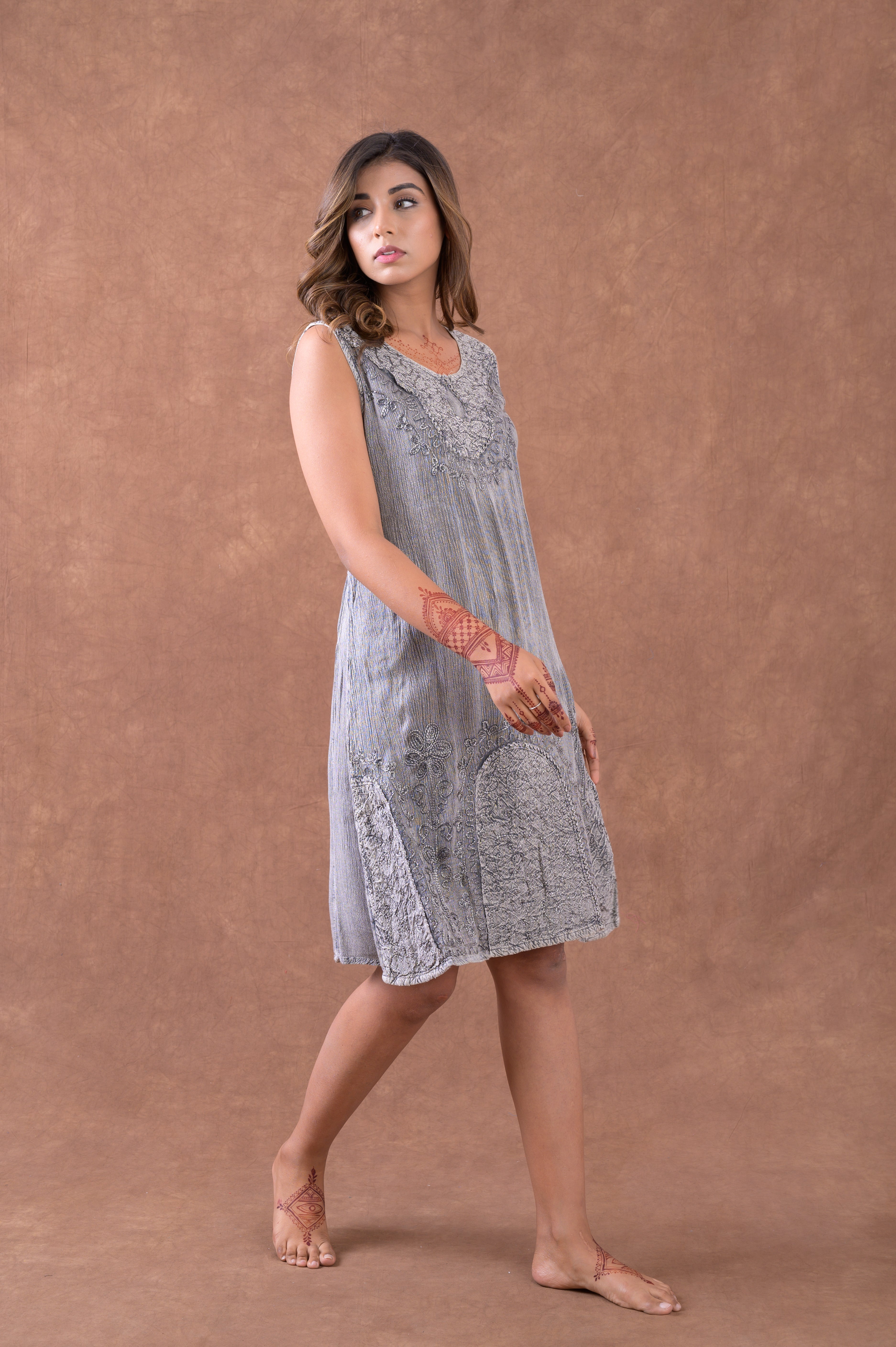 Rhea Sleeveless Long Top