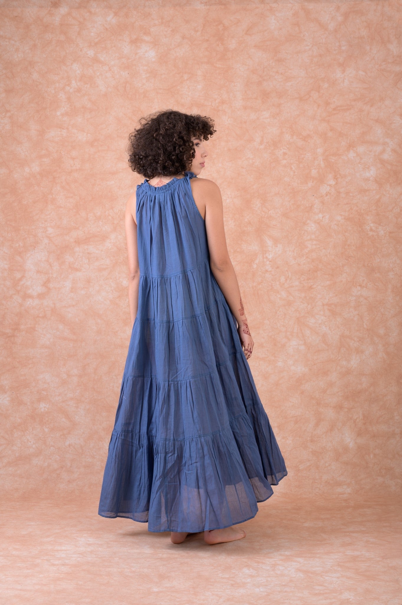 Rhea Solid Color Dress Blue / L/X