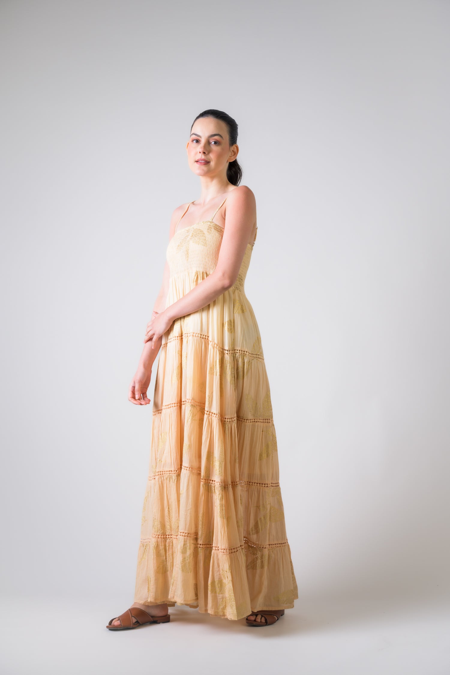 Rhea Sleeveless Foil Print Gown White / One Size