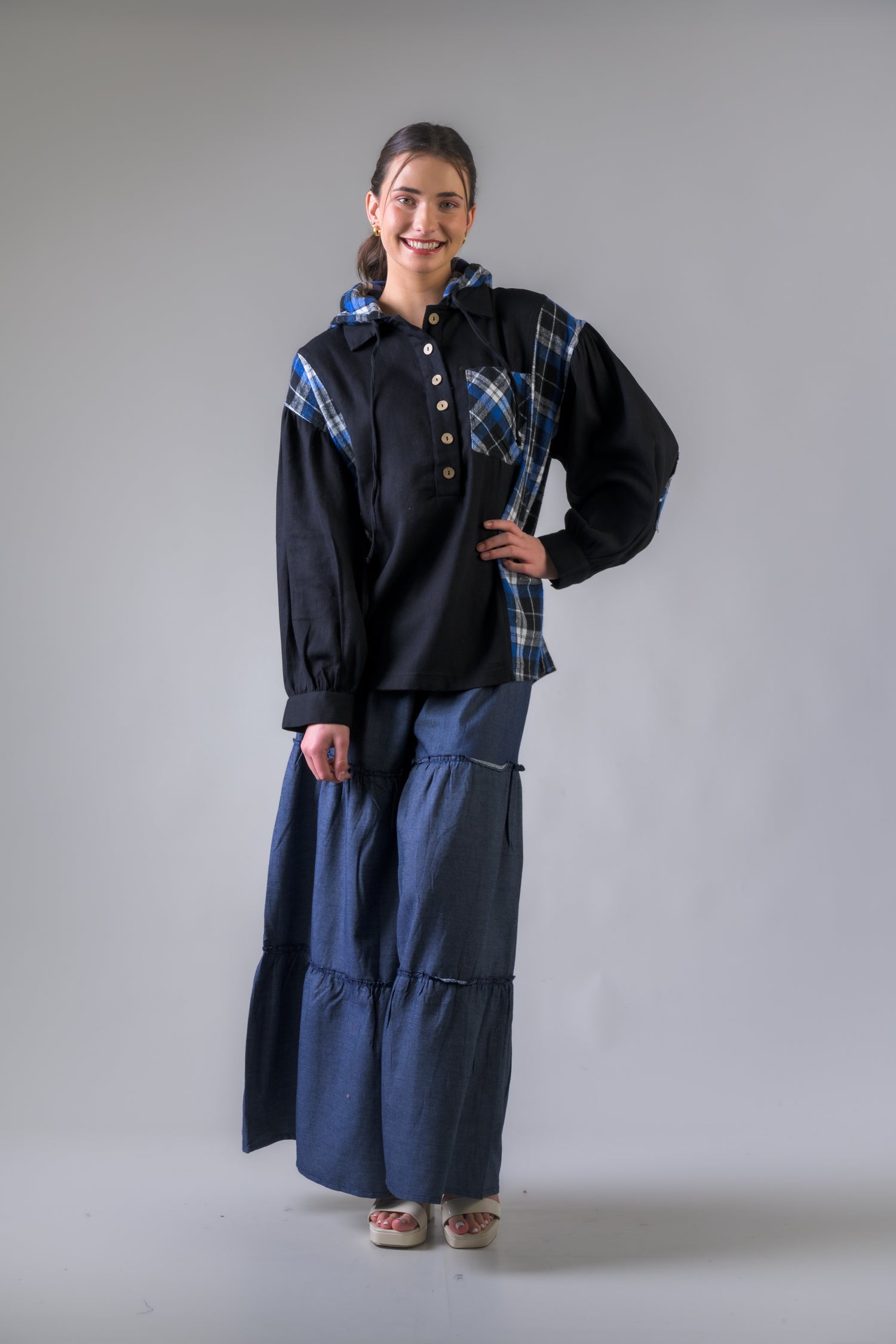 Rhea Burma Hoodie Shirt Grey / S/M