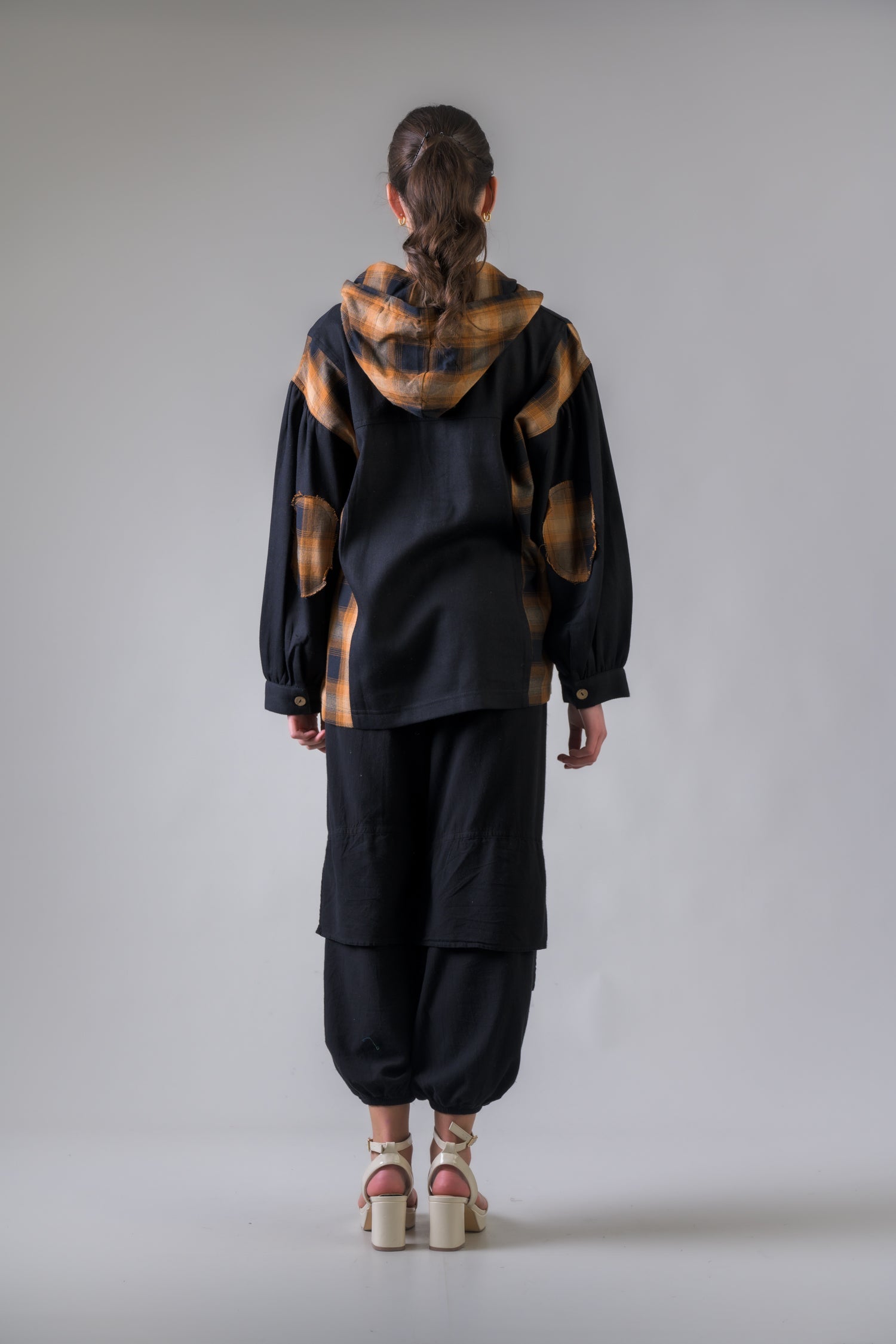 Rhea Burma Hoodie Shirt Brown / L/X