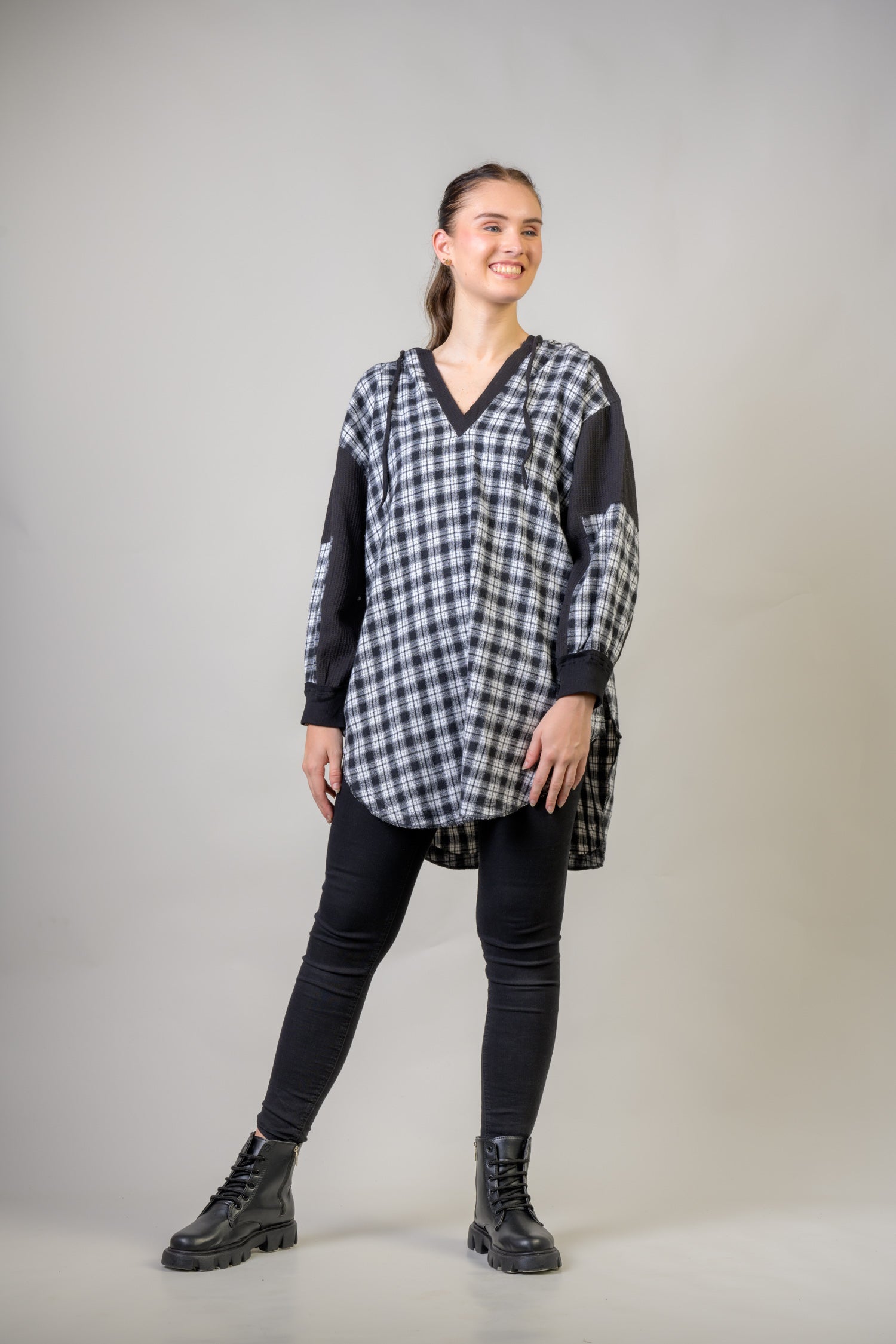 Rhea Cannon Hoodie Shirt Black / S/M