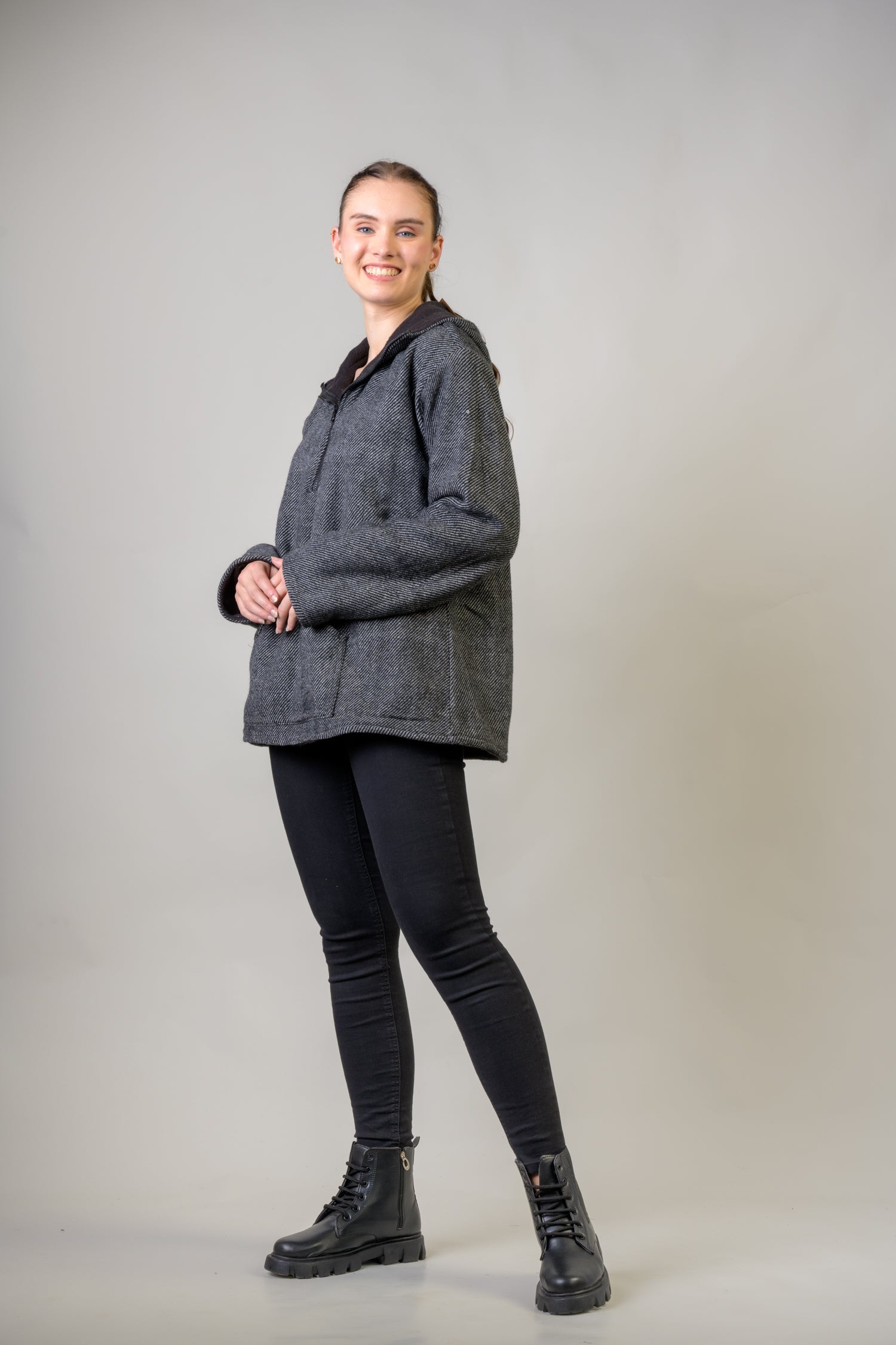 Rhea Prudent Hoodie Black / L/X