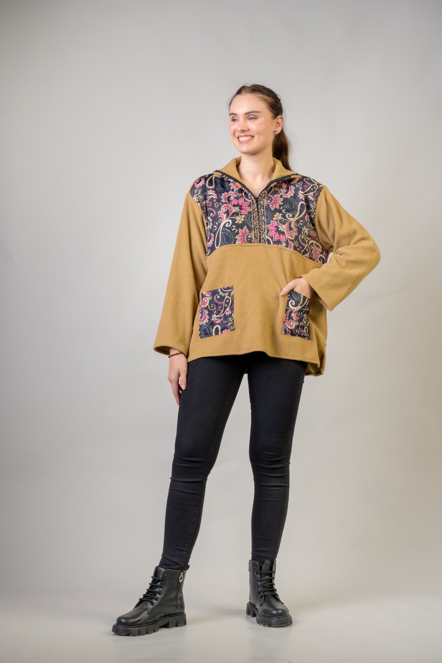 Rhea Floral Light Jacket Black / Small