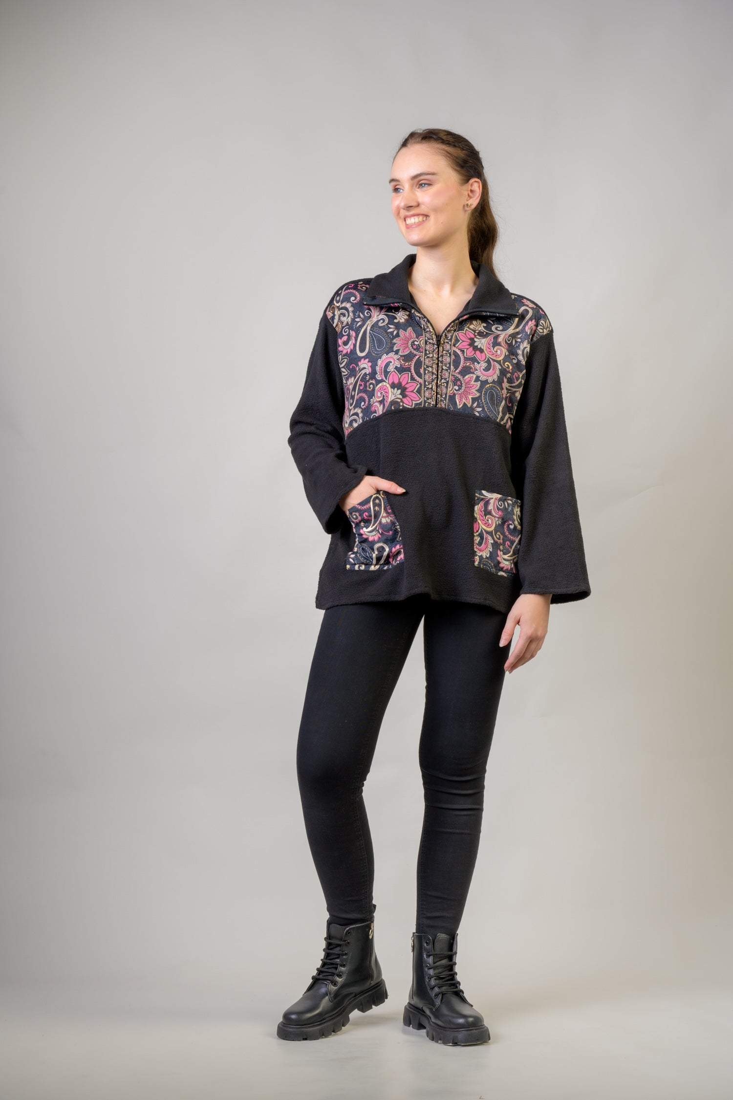 Rhea Floral Light Jacket Black / Medium