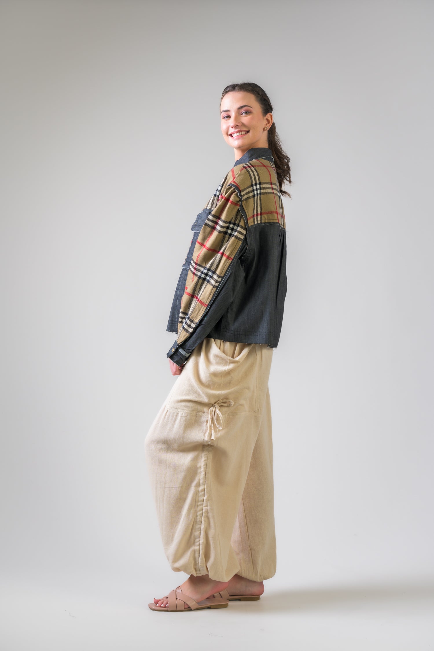 Rhea Light Jacket with Plaid Assorted / Large