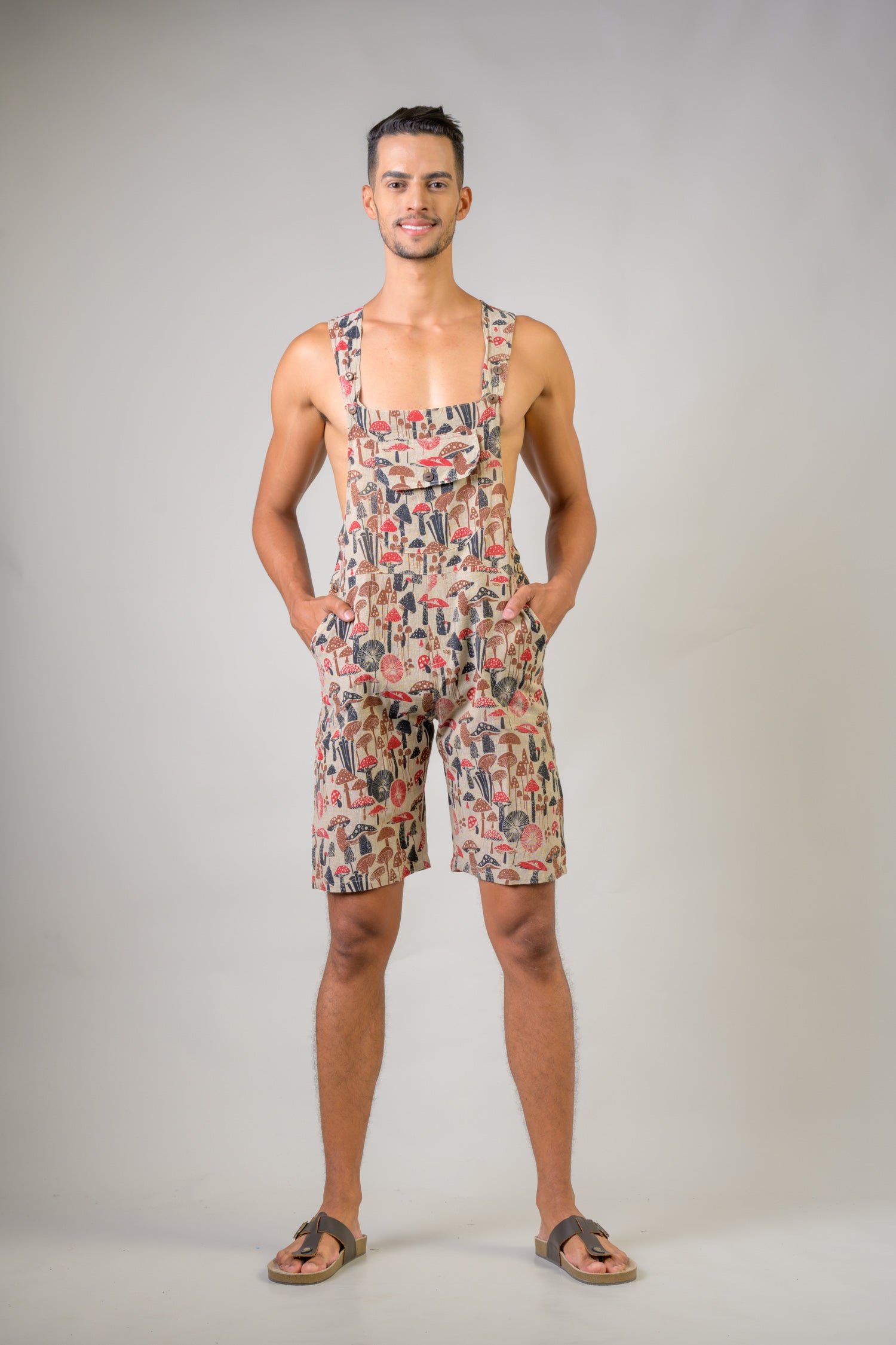 Rhea Mushroom Spots Short Jumper Black / Small