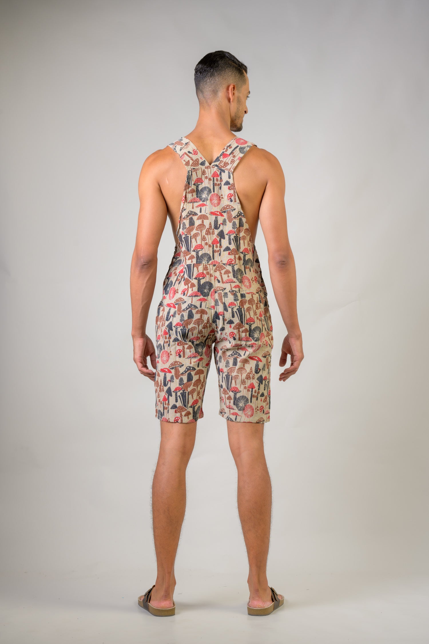 Rhea Mushroom Spots Short Jumper Black / Small