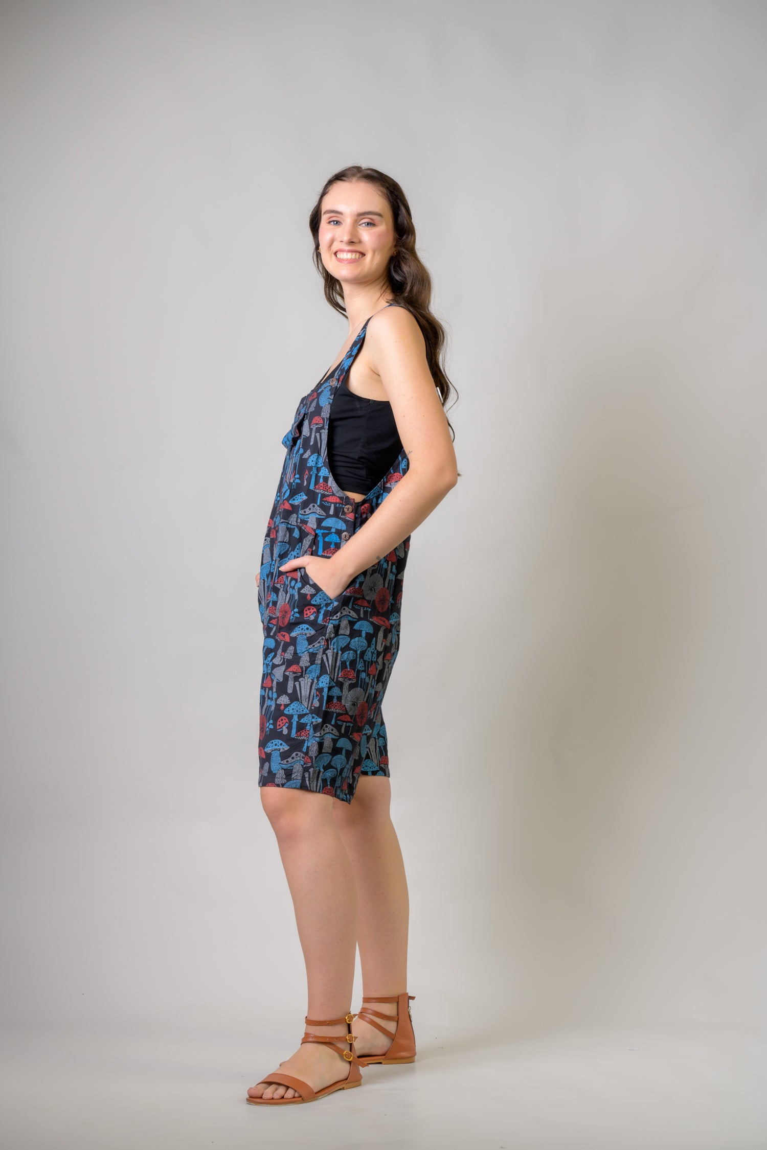 Rhea Mushroom Spots Short Jumper Black / Medium