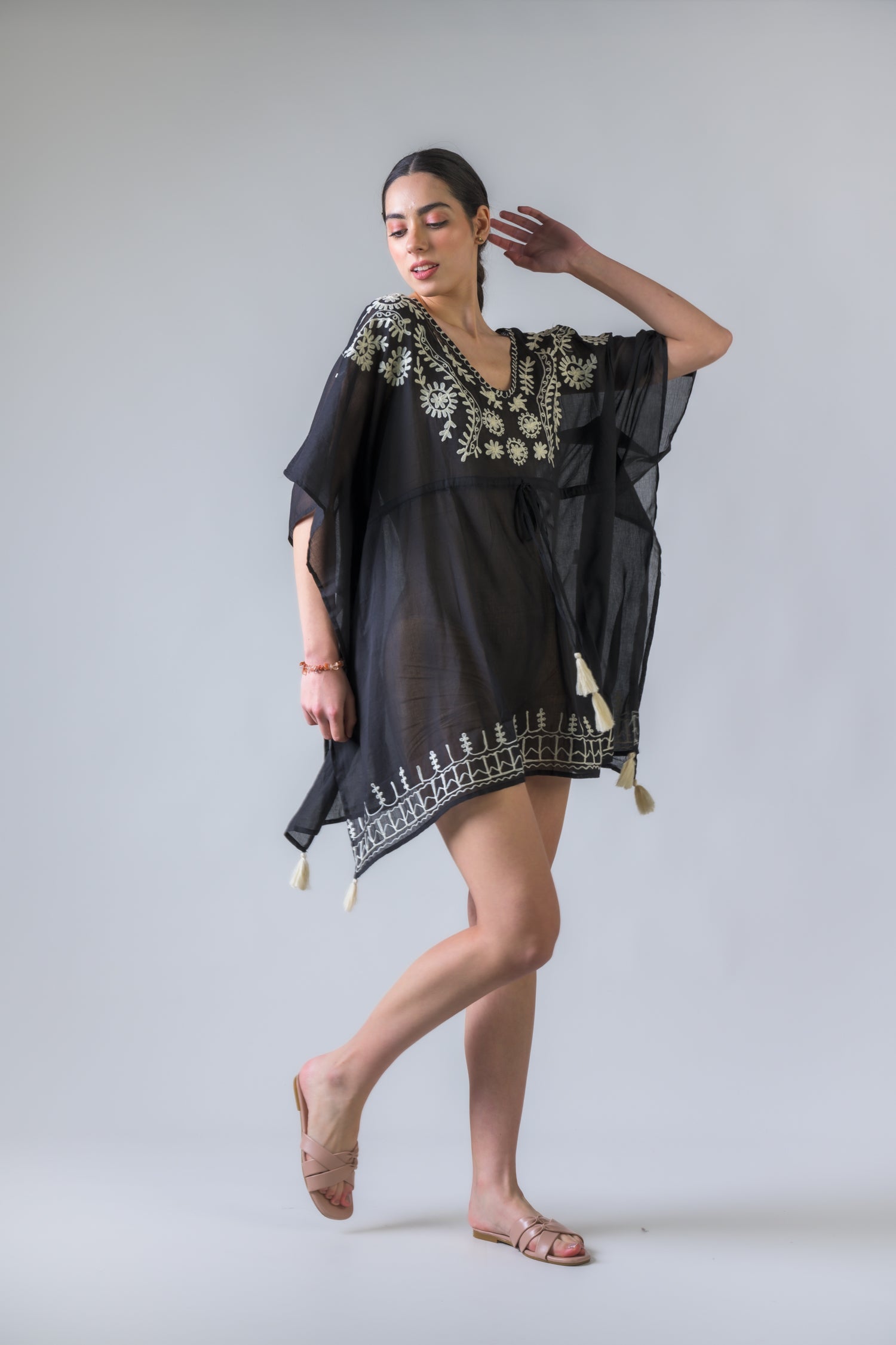 Rhea Tie Waisted Embroidered Short Kaftan Black / One Size