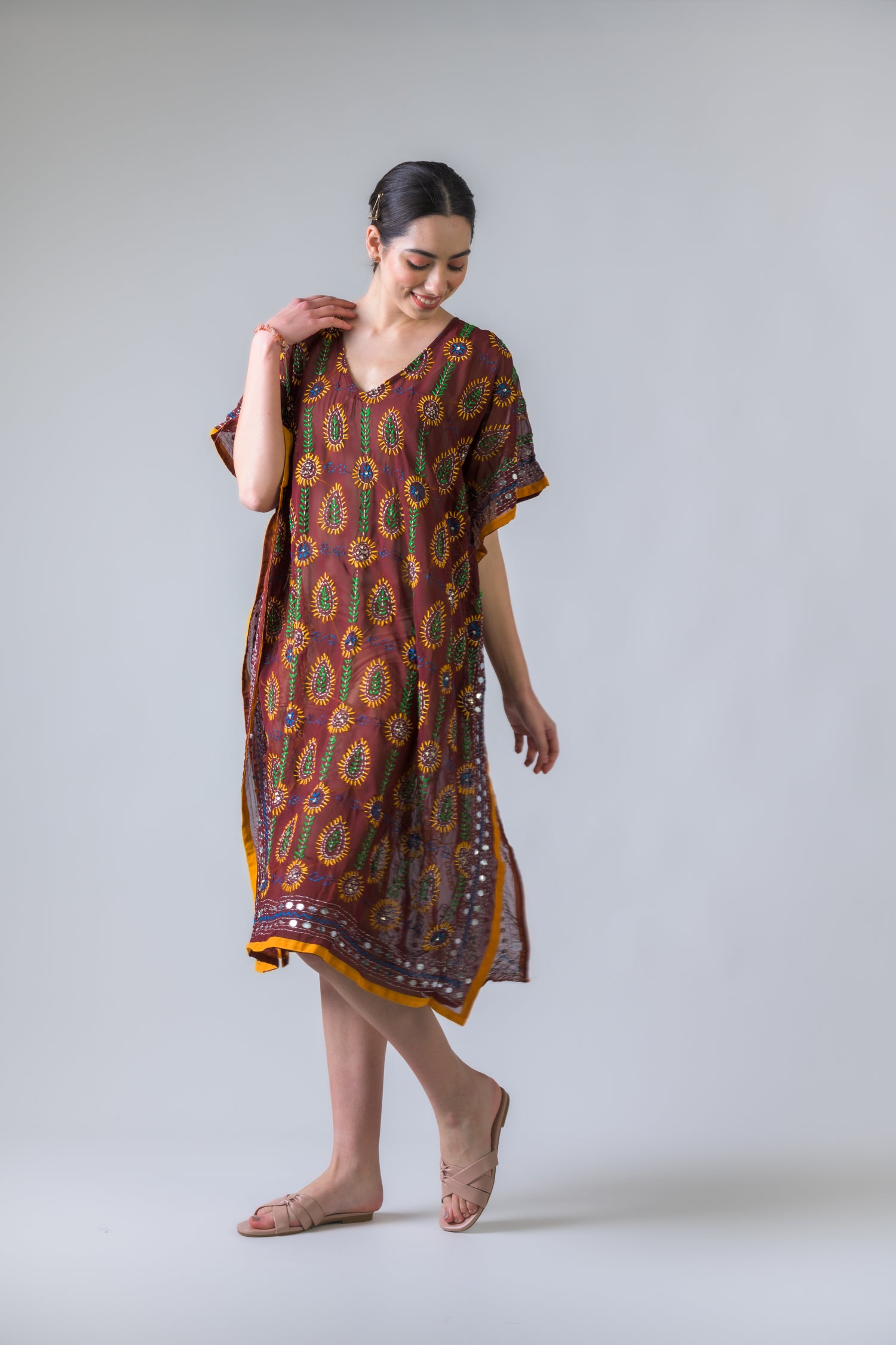 Rhea Embroidery Kaftan Brown / One Size