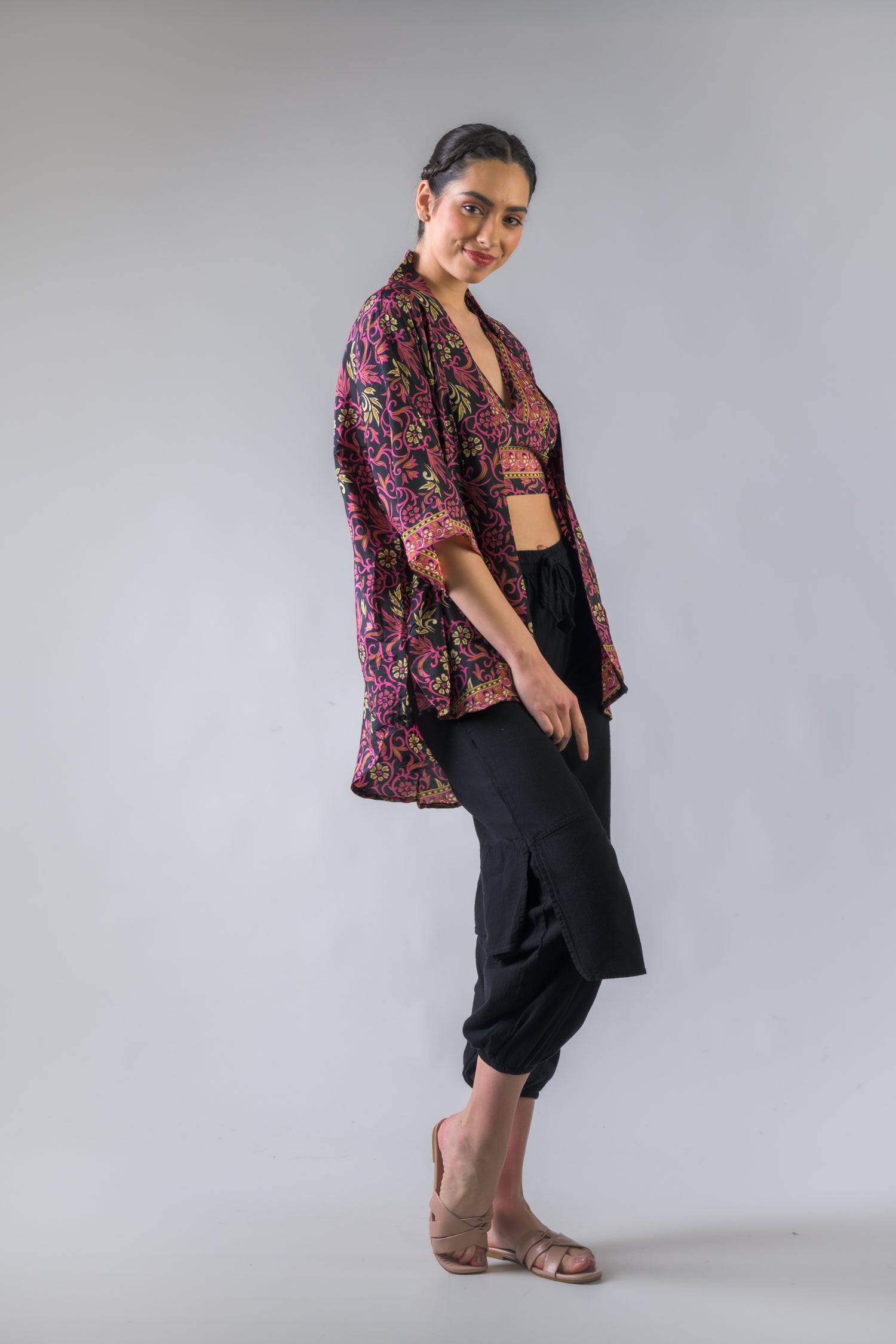 Rhea Fire Flower Kimono Purple / One Size