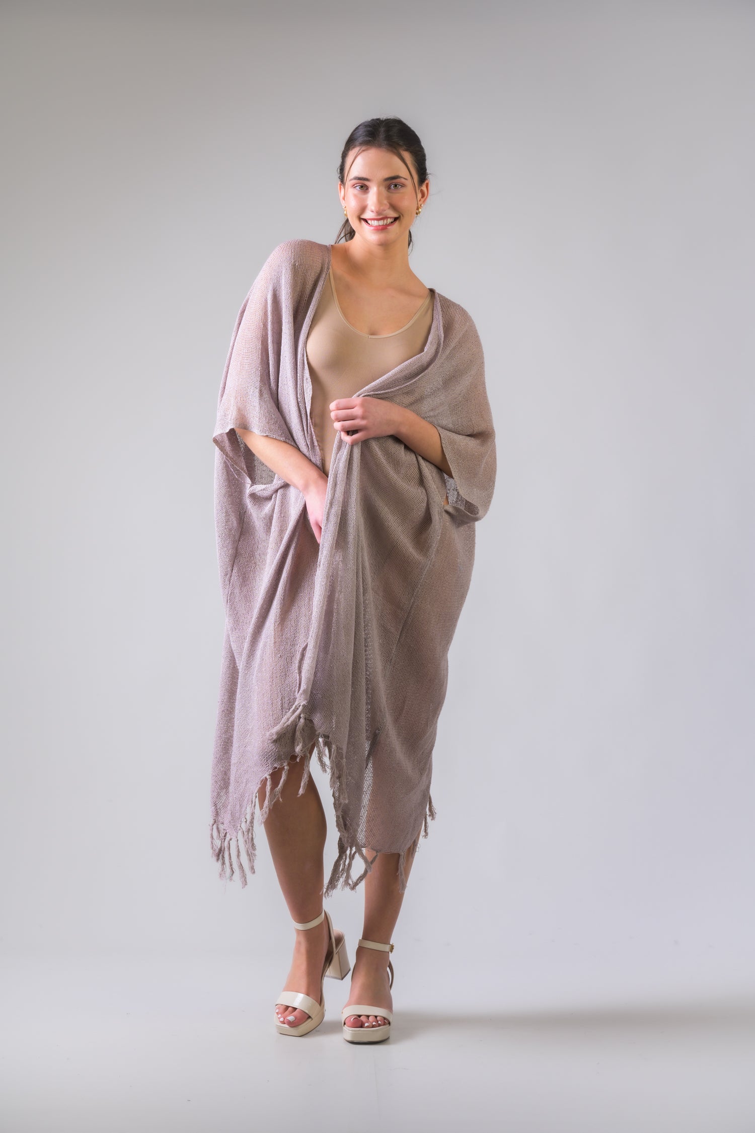 Rhea Light Short Kimono Black / One Size