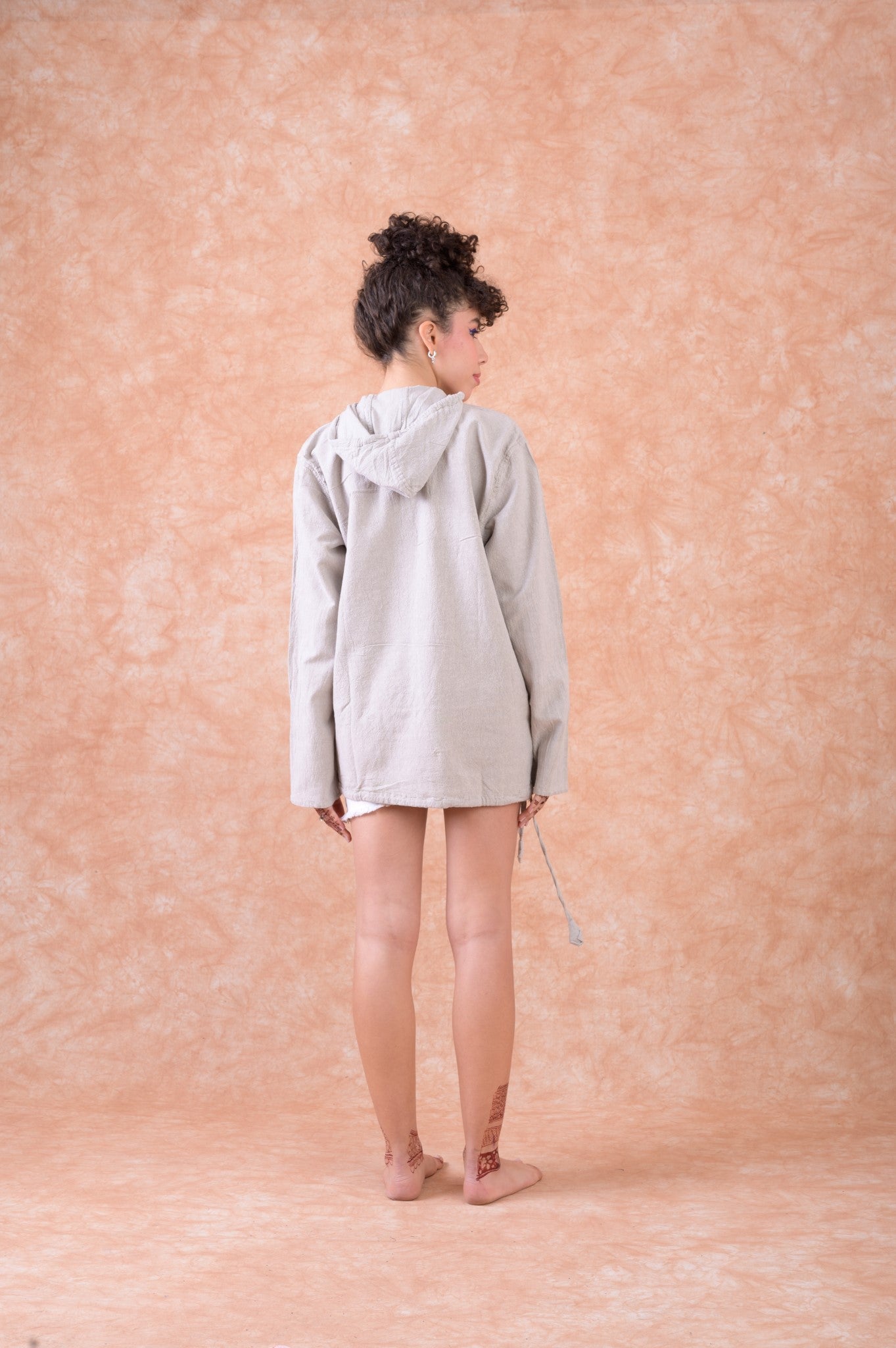 Rhea Om Hoodie Black / Small