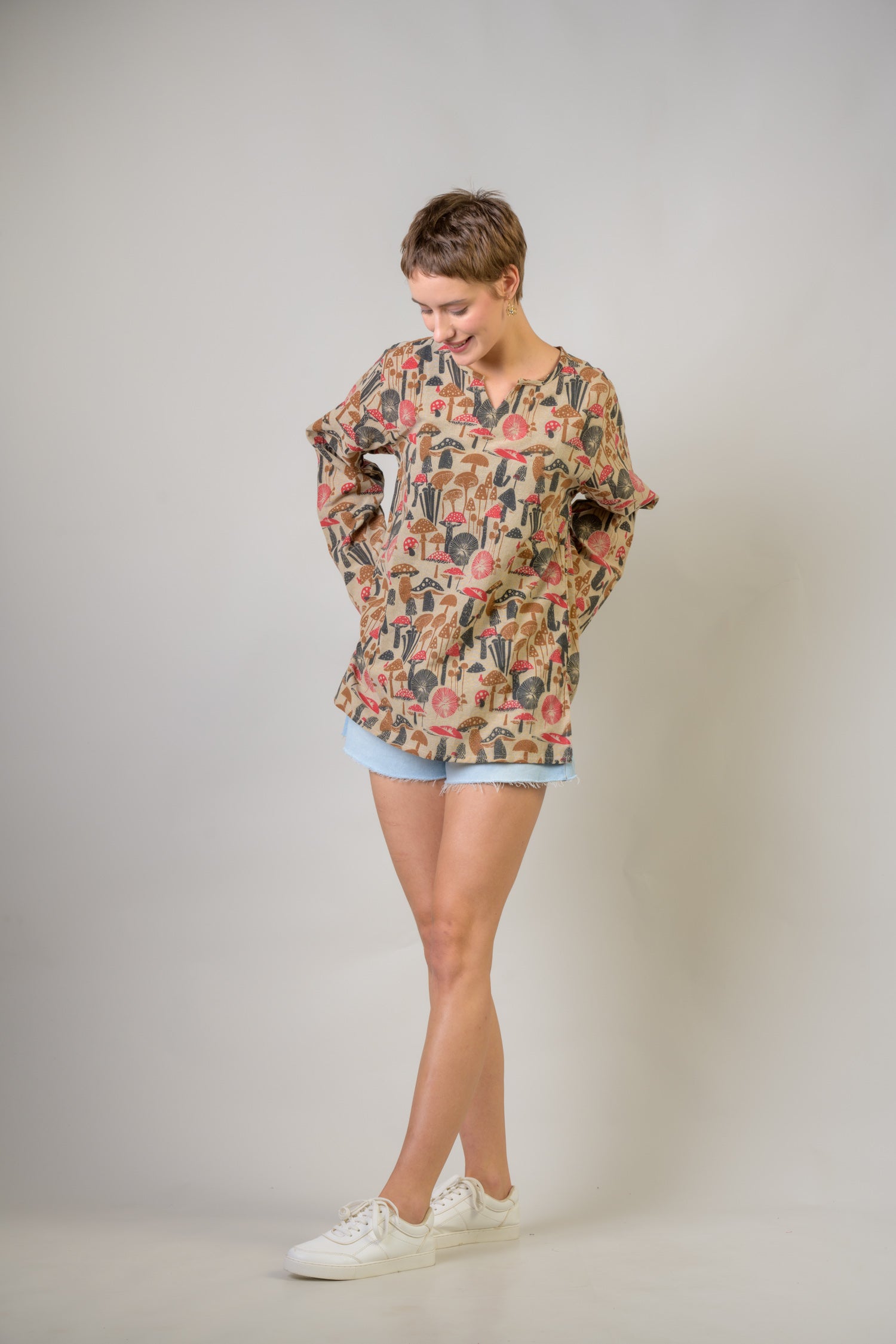 Rhea Mushroom Spots Sleeved Top