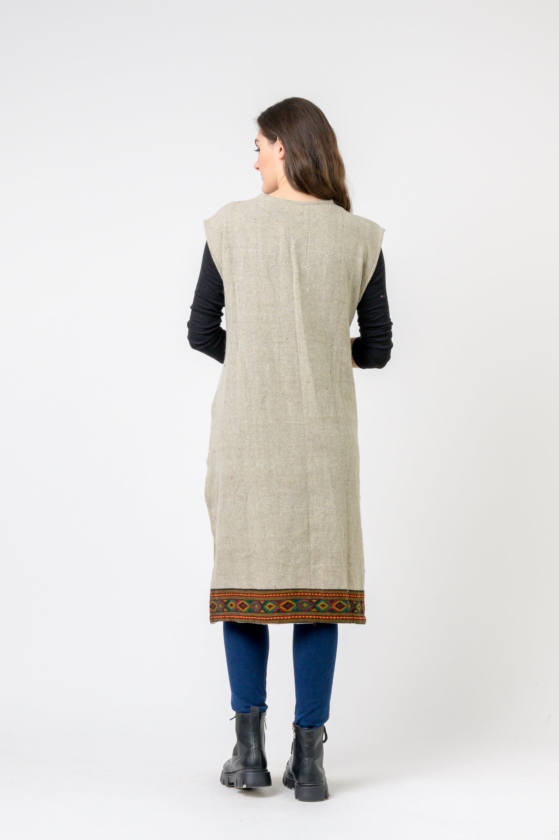 Rhea Sleeveless Shawl With Printed Hem (Assorted)