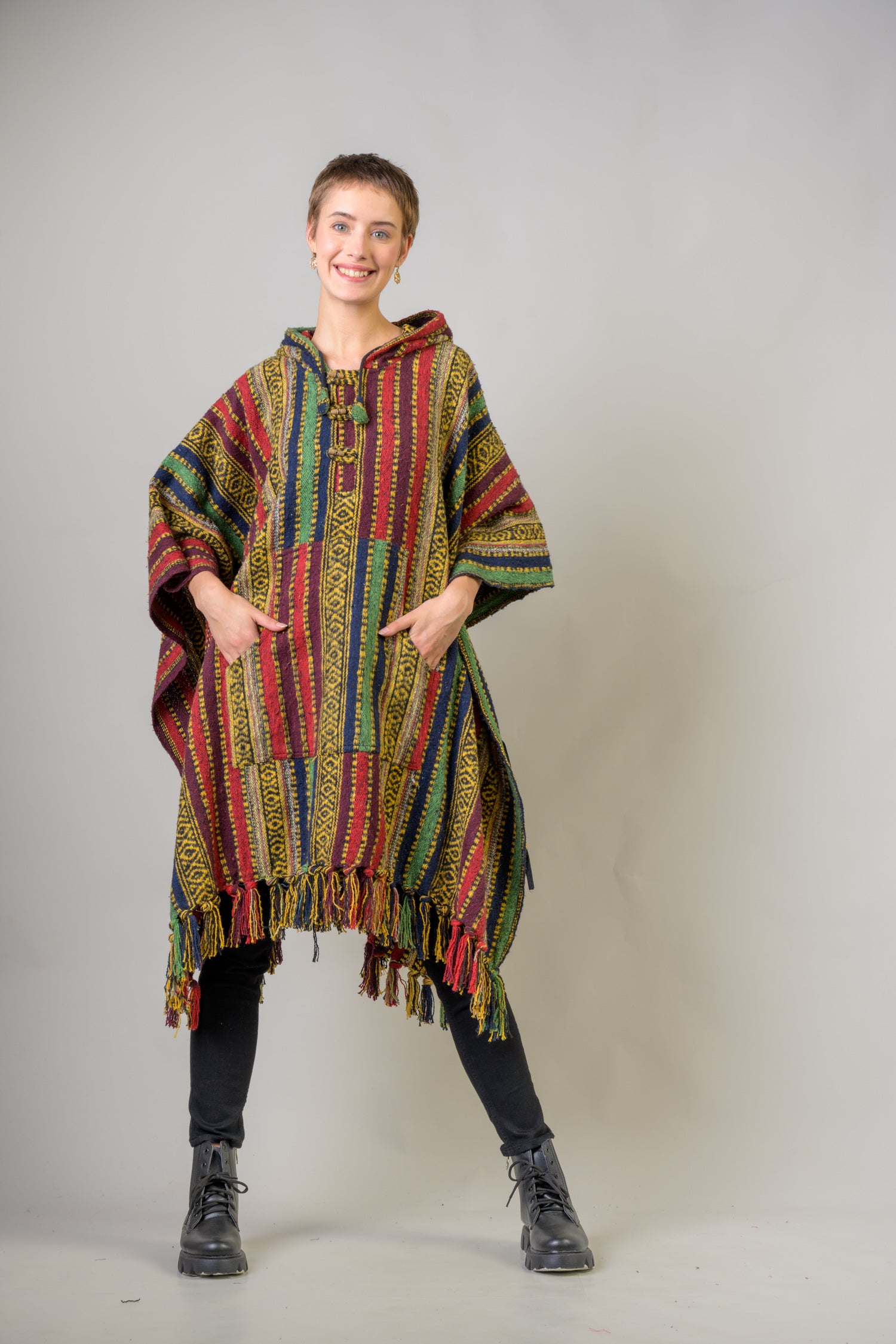 Rhea Pattern Cotton Poncho Black / One Size