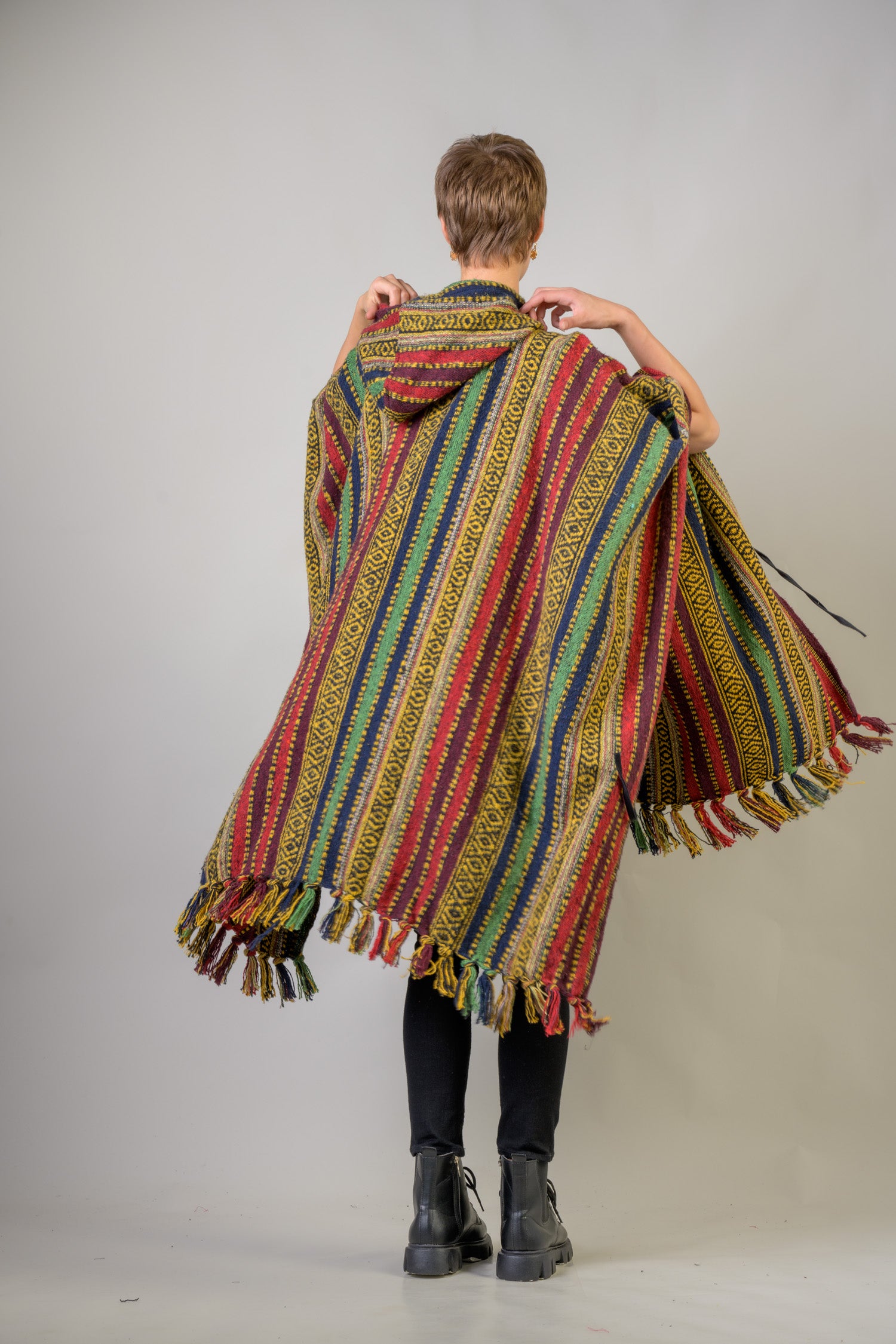 Rhea Pattern Cotton Poncho Black / One Size