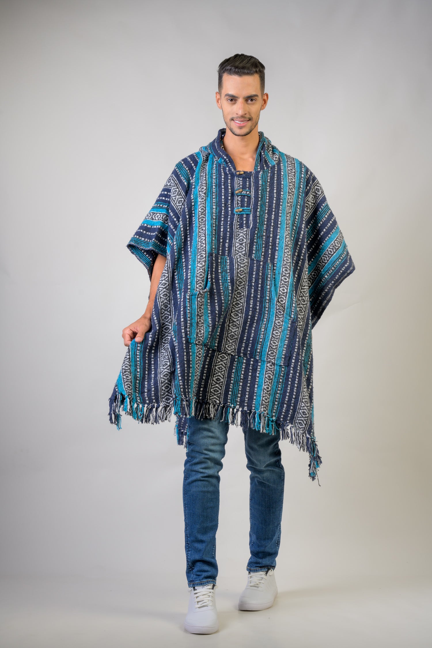 Rhea Pattern Cotton Poncho Black / One Size