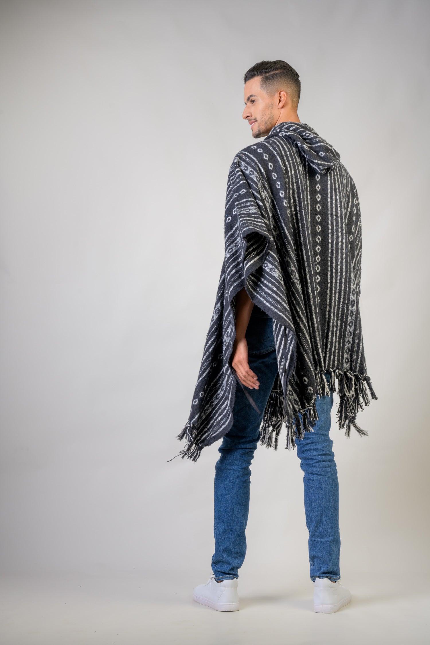 Rhea Pattern Cotton Poncho Black / One Size