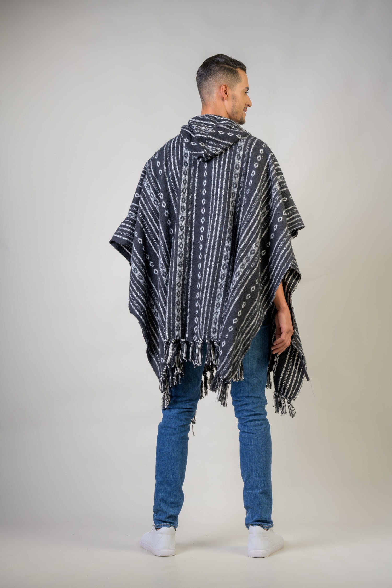 Rhea Pattern Cotton Poncho Black / One Size