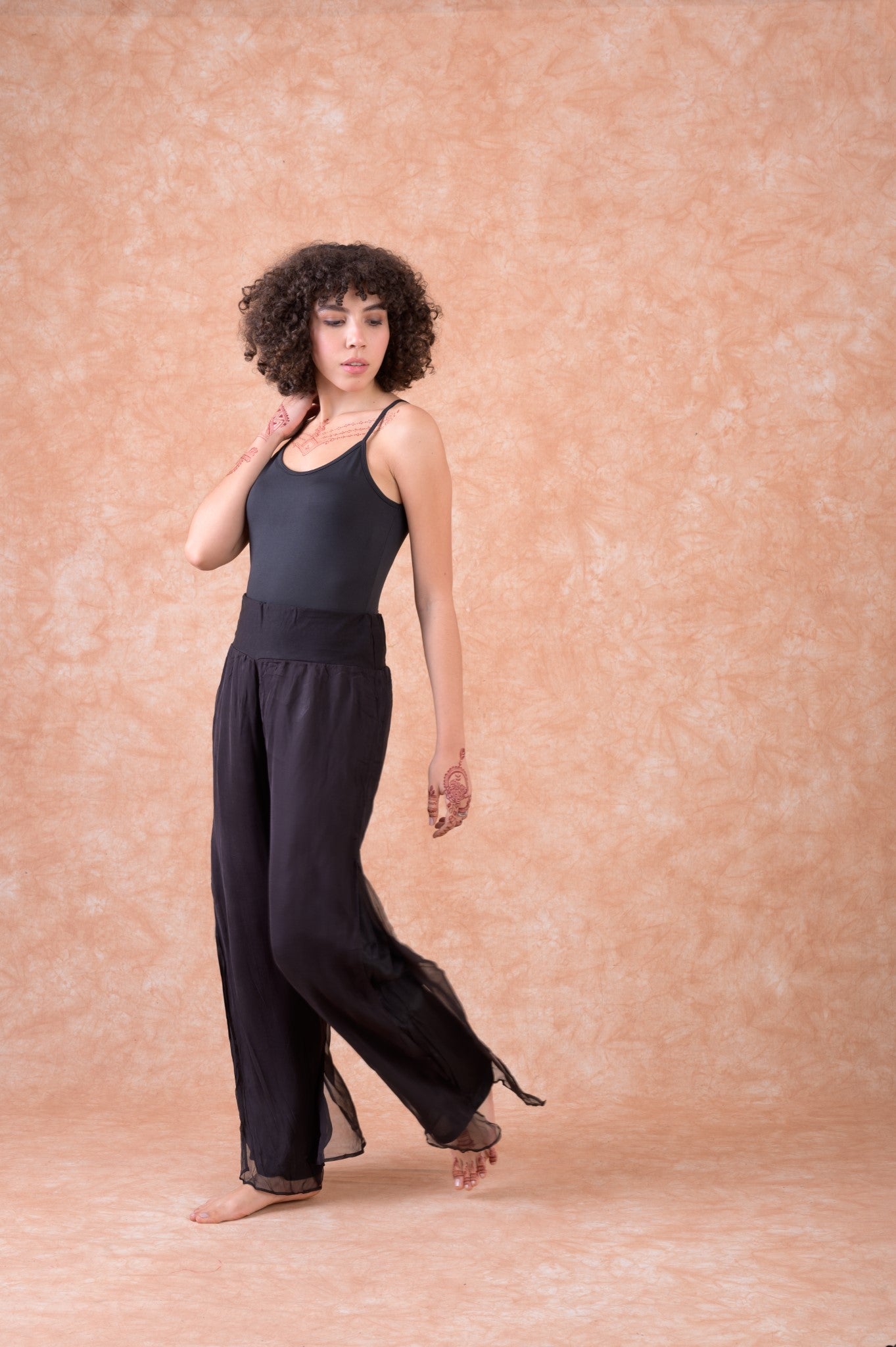 Rhea Holiday Pants Black / L/X