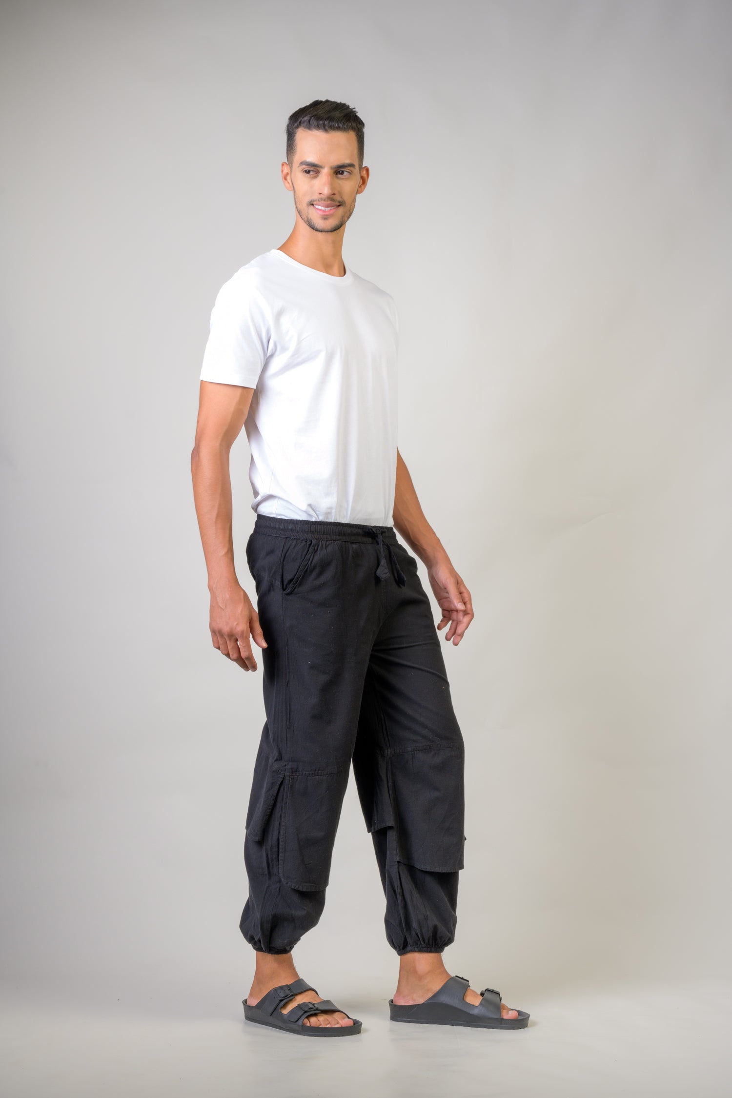 Rhea Pocketed Harem Pants Black / Medium