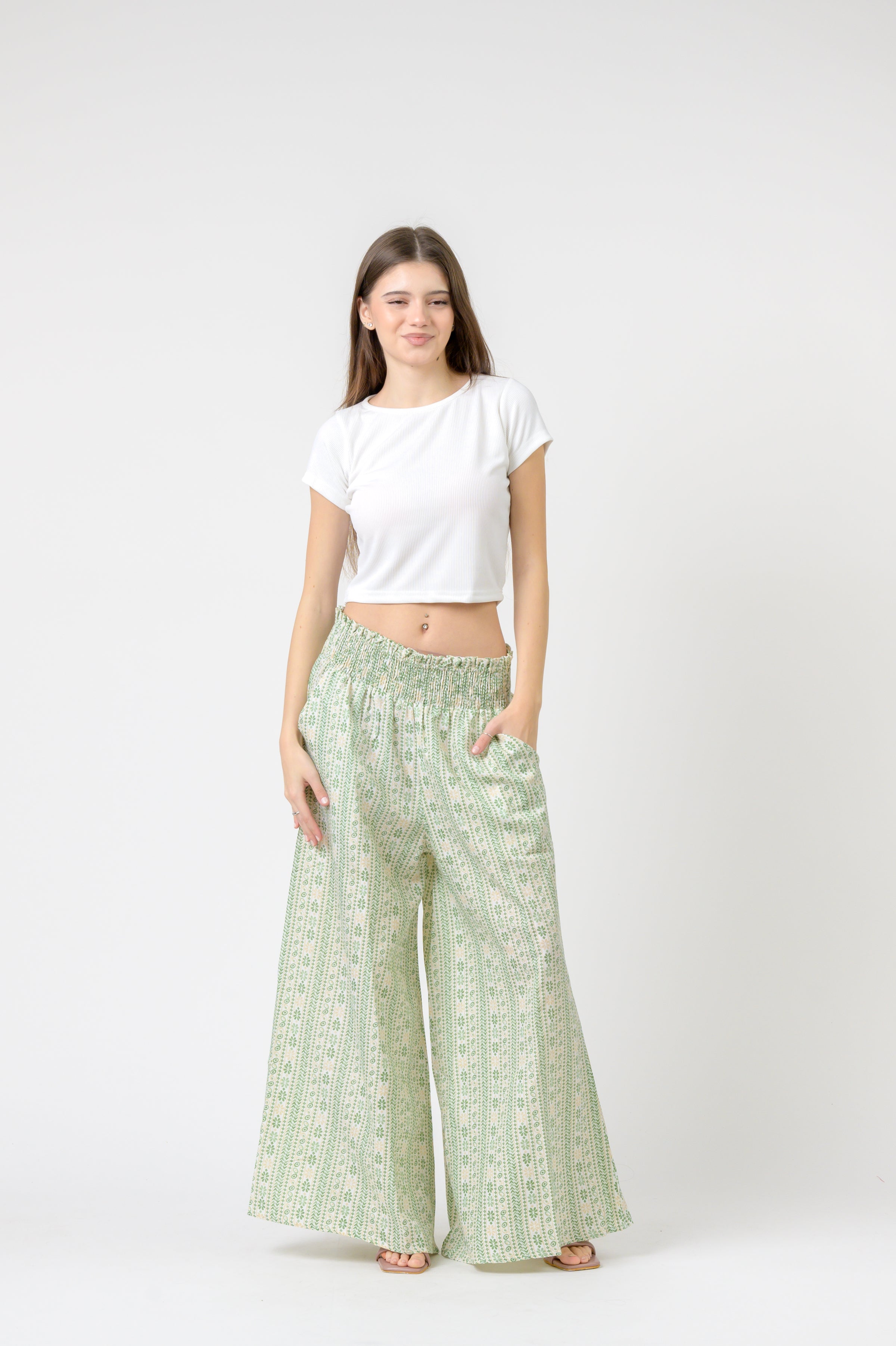 Rhea Flower Print Palmas Pants