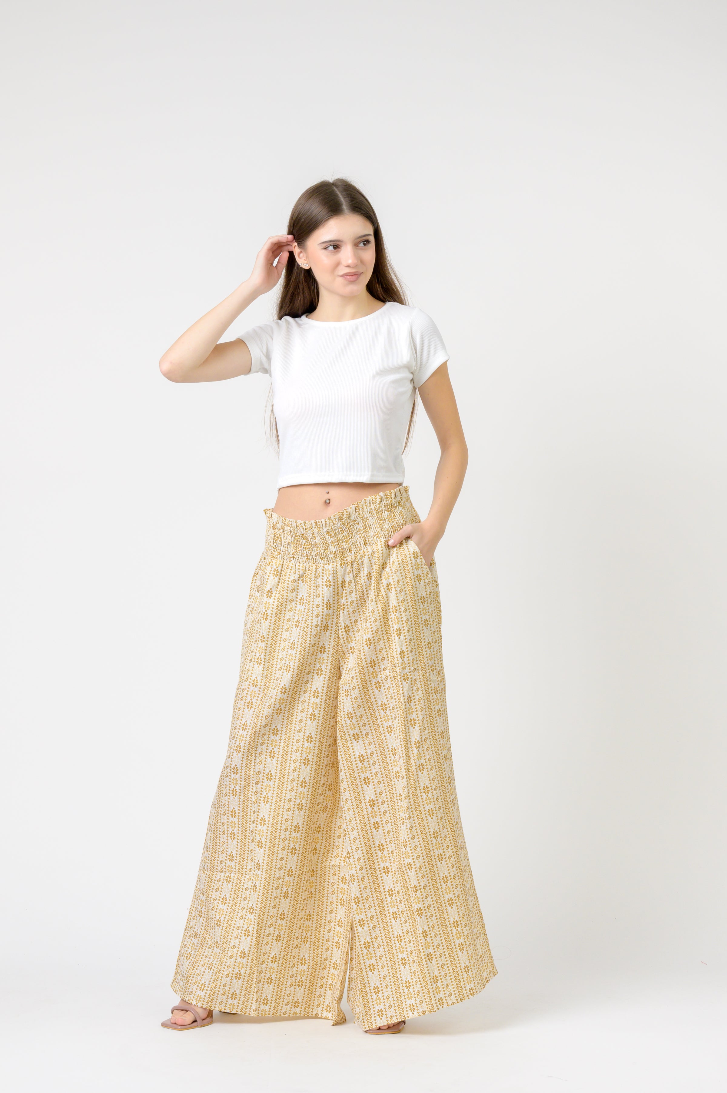 Rhea Flower Print Palmas Pants