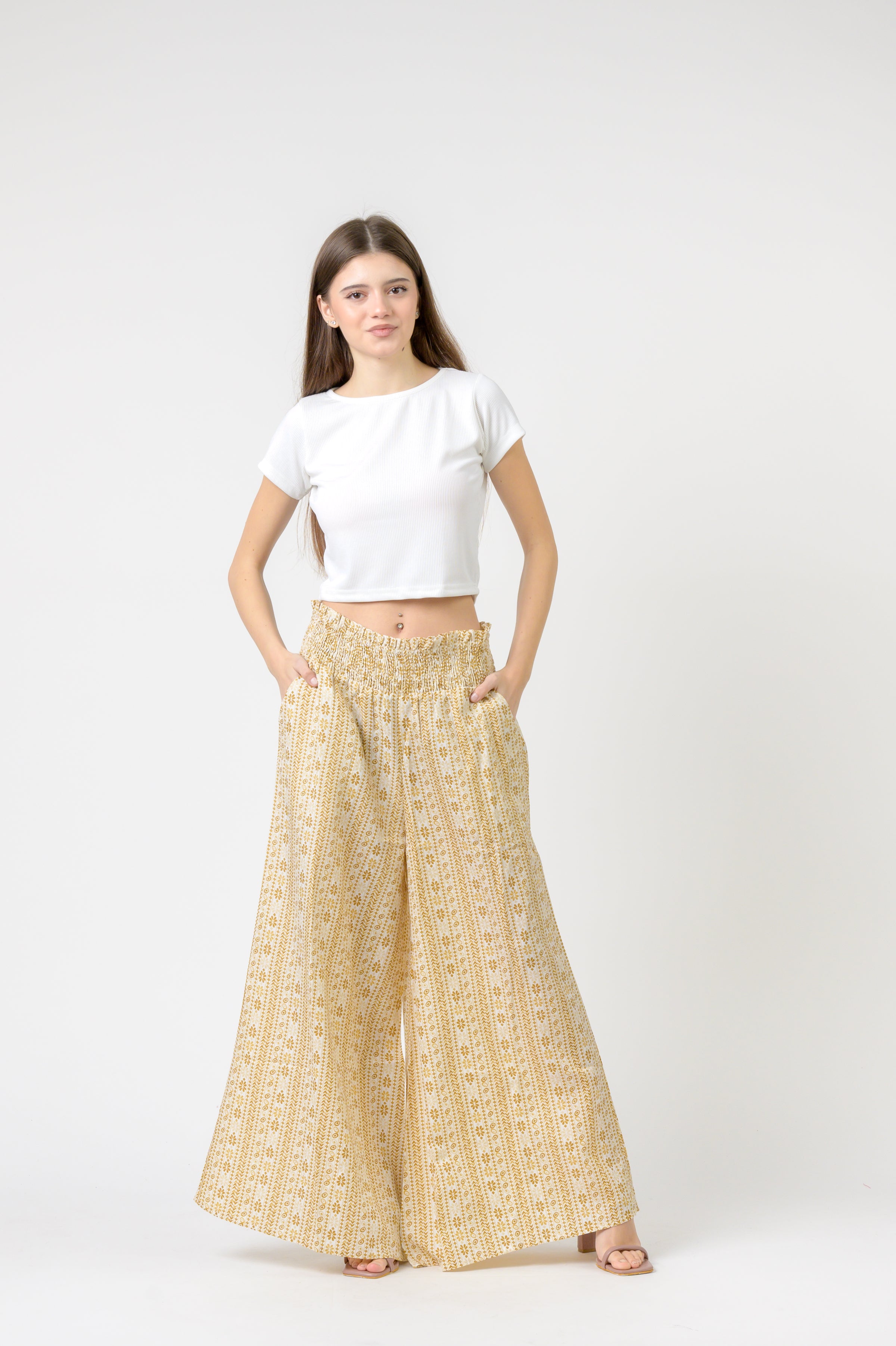 Rhea Flower Print Palmas Pants