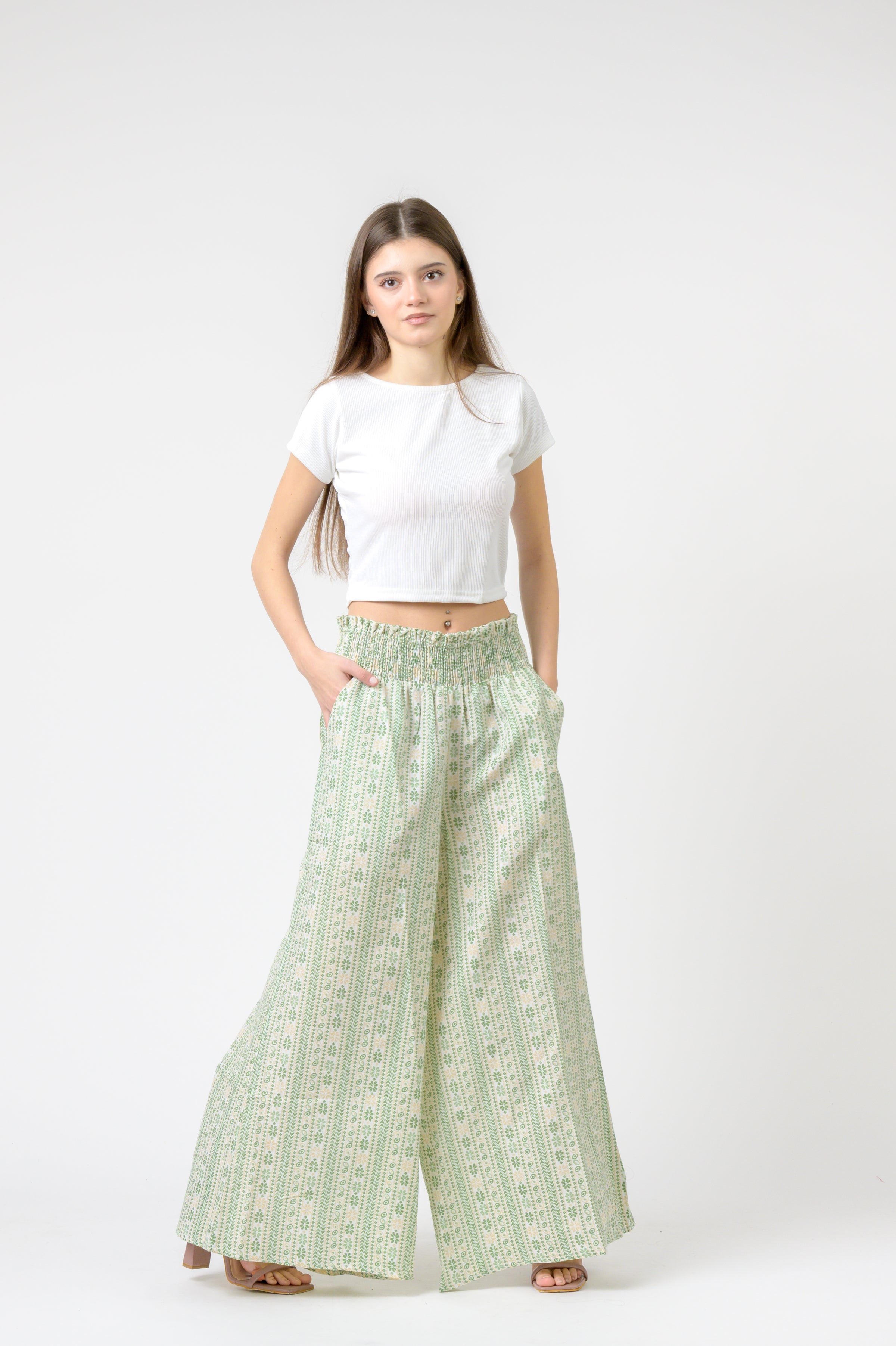 Rhea Flower Print Palmas Pants