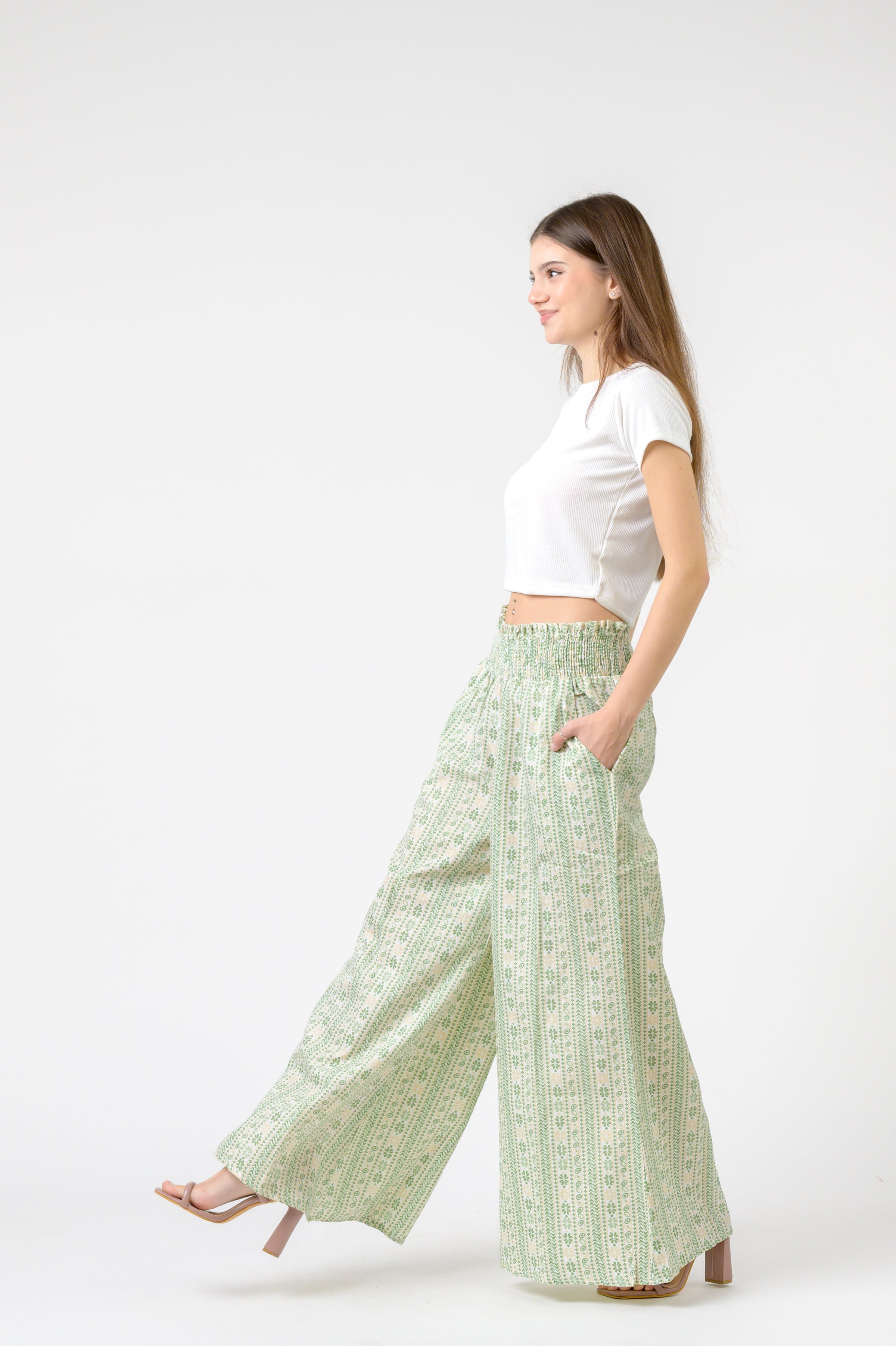 Rhea Flower Print Palmas Pants