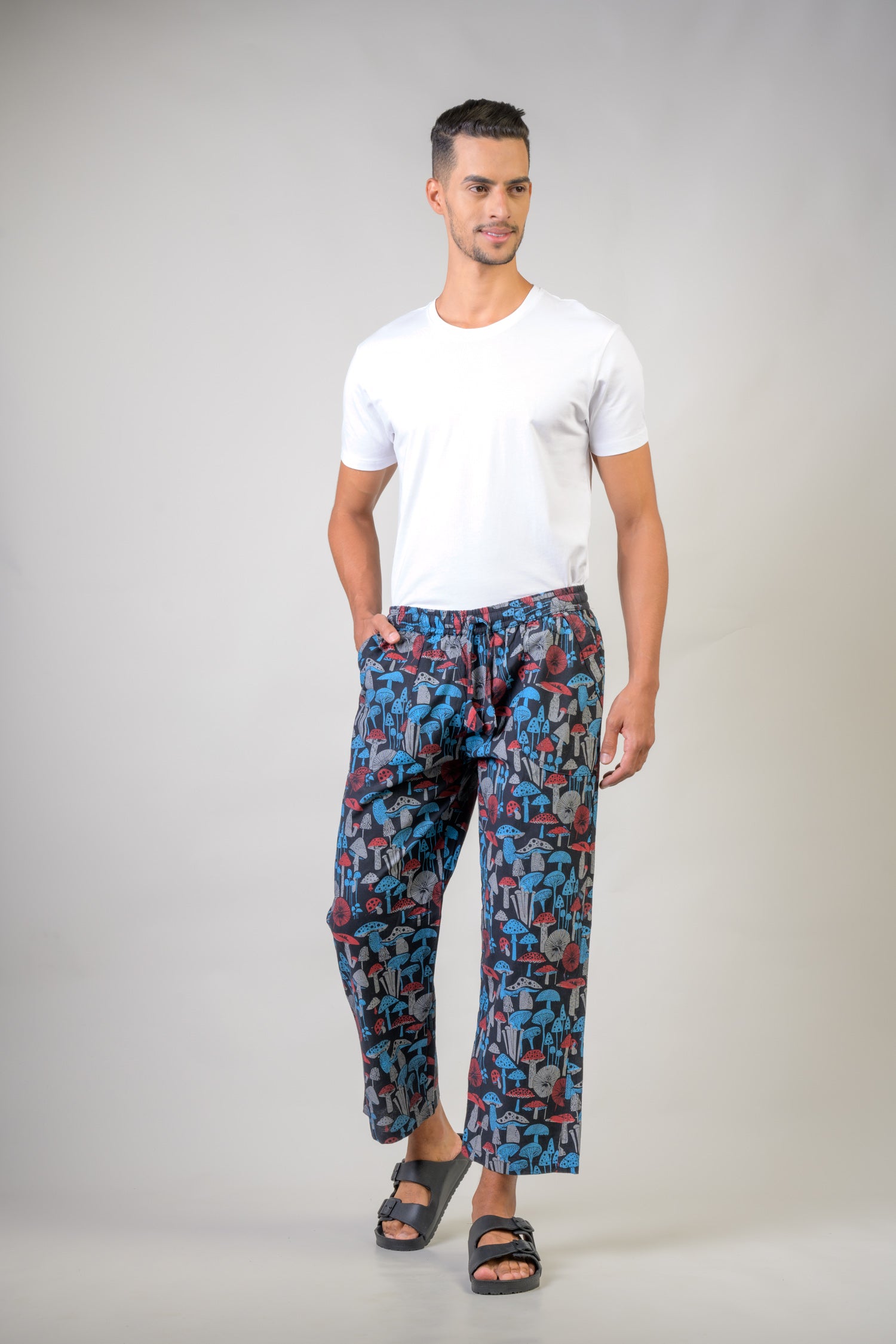 Rhea Mushroom Print Pants Black / Small