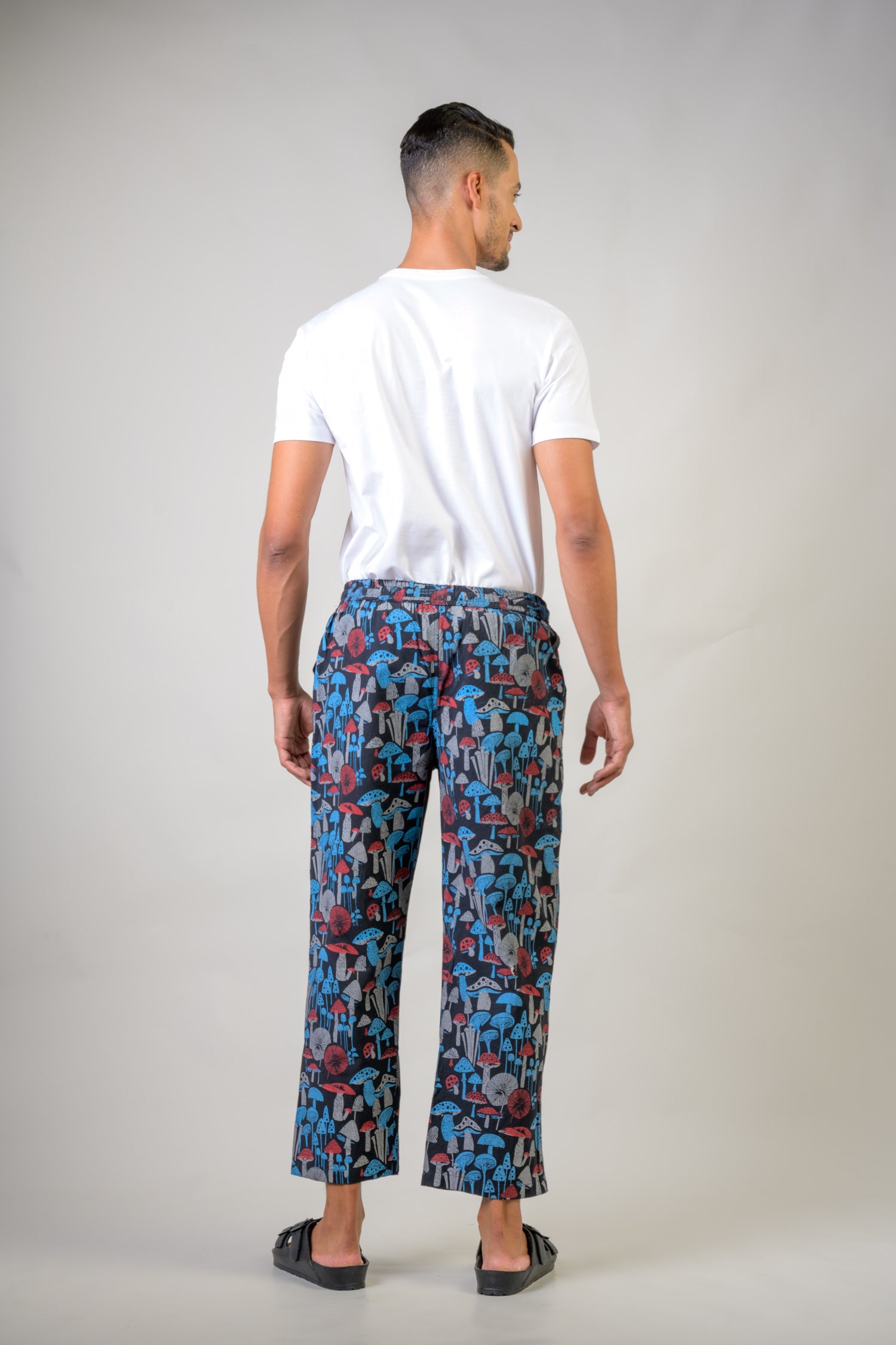 Rhea Mushroom Print Pants Black / Small