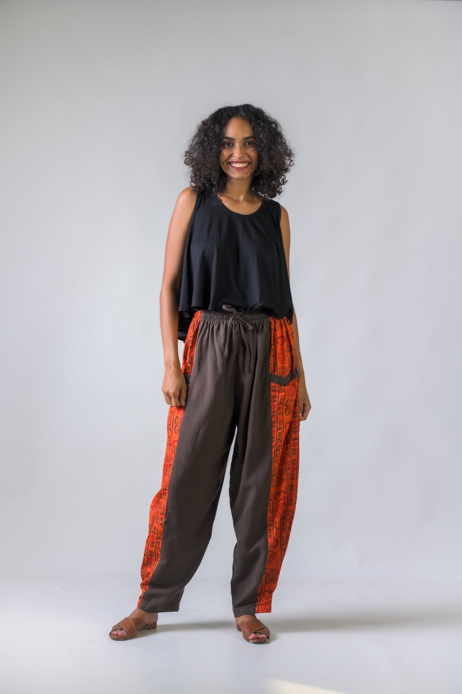 Rhea Eloquent Pattern Trousers Black / One Size