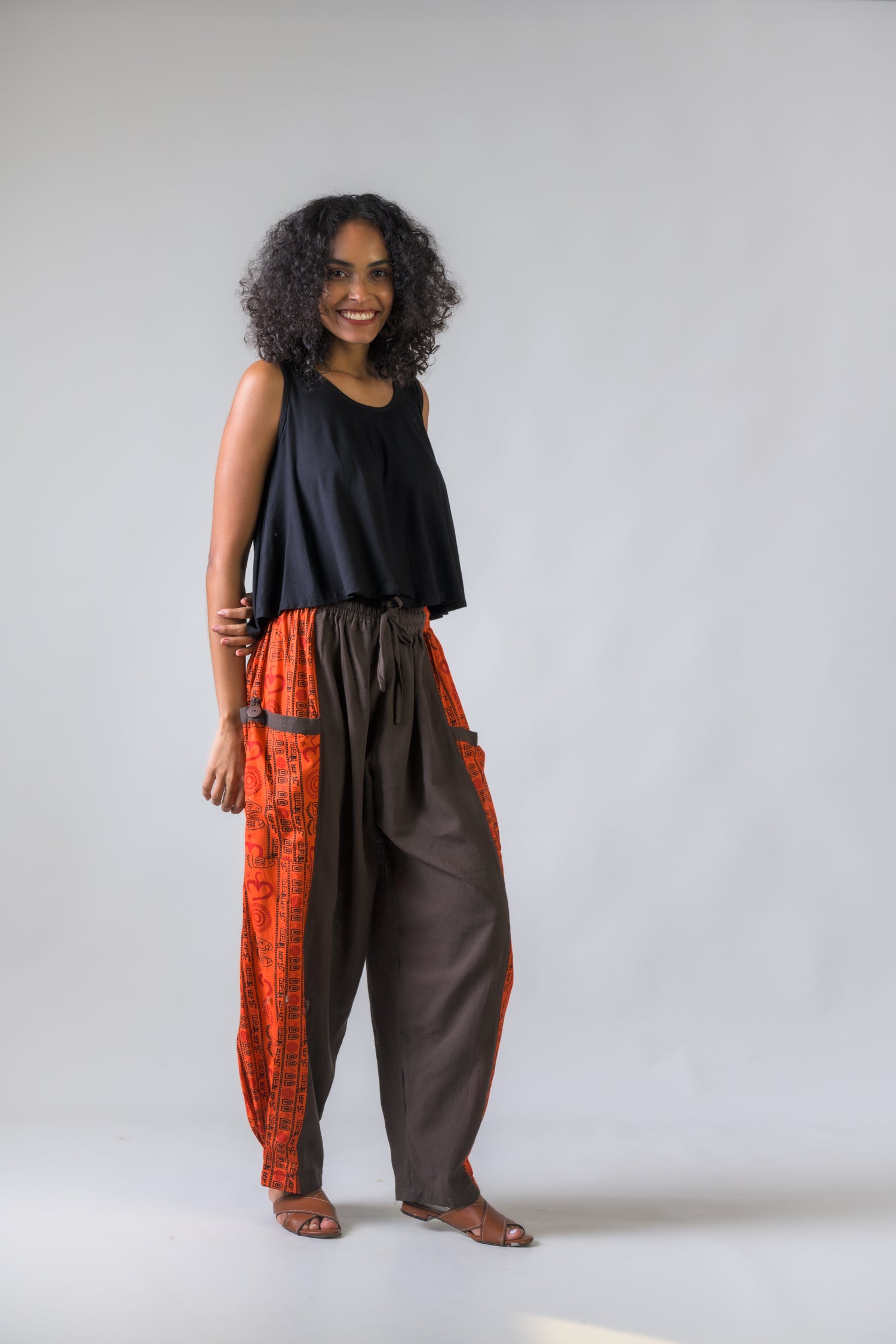 Rhea Eloquent Pattern Trousers Black / One Size