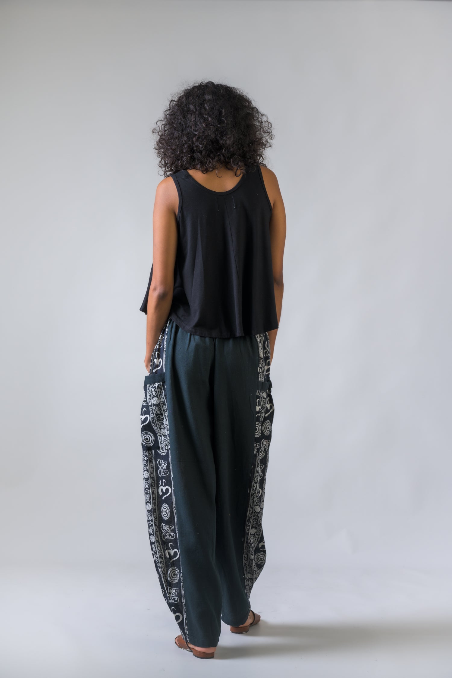 Rhea Eloquent Pattern Trousers Black / One Size