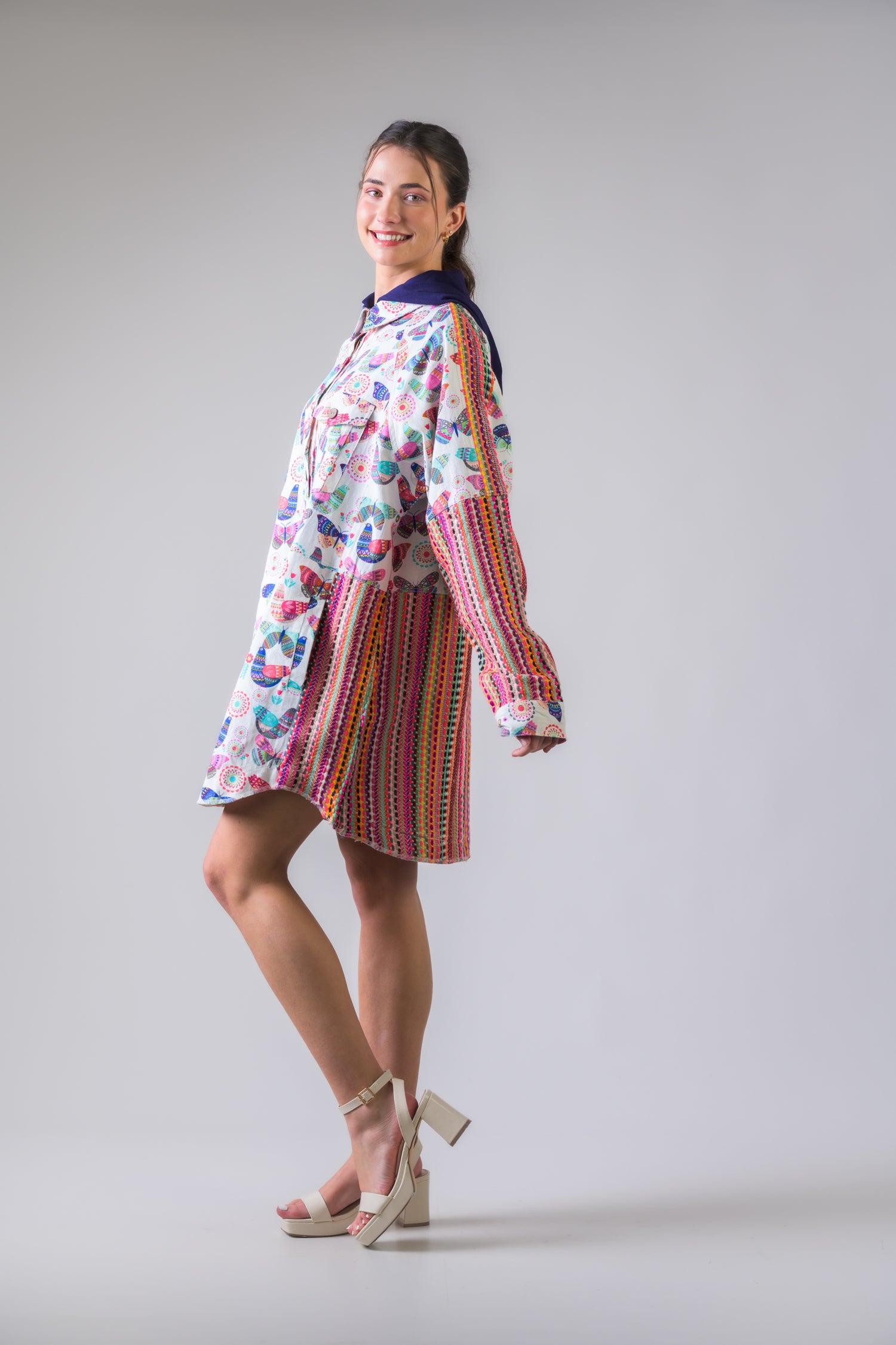 Rhea Zoey Hoodie Shirt