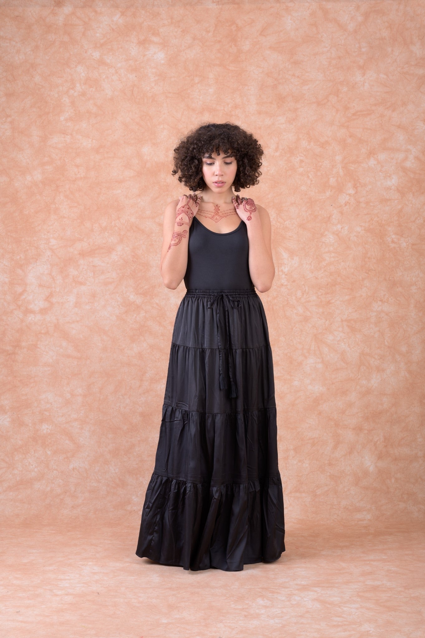 Rhea Leena Tiered Skirt Black / S/M