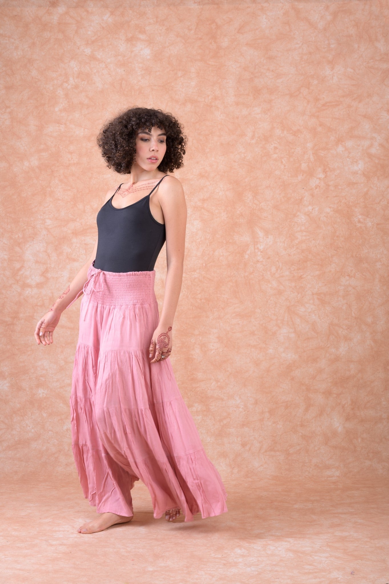 Rhea Leena Tiered Skirt Black / S/M