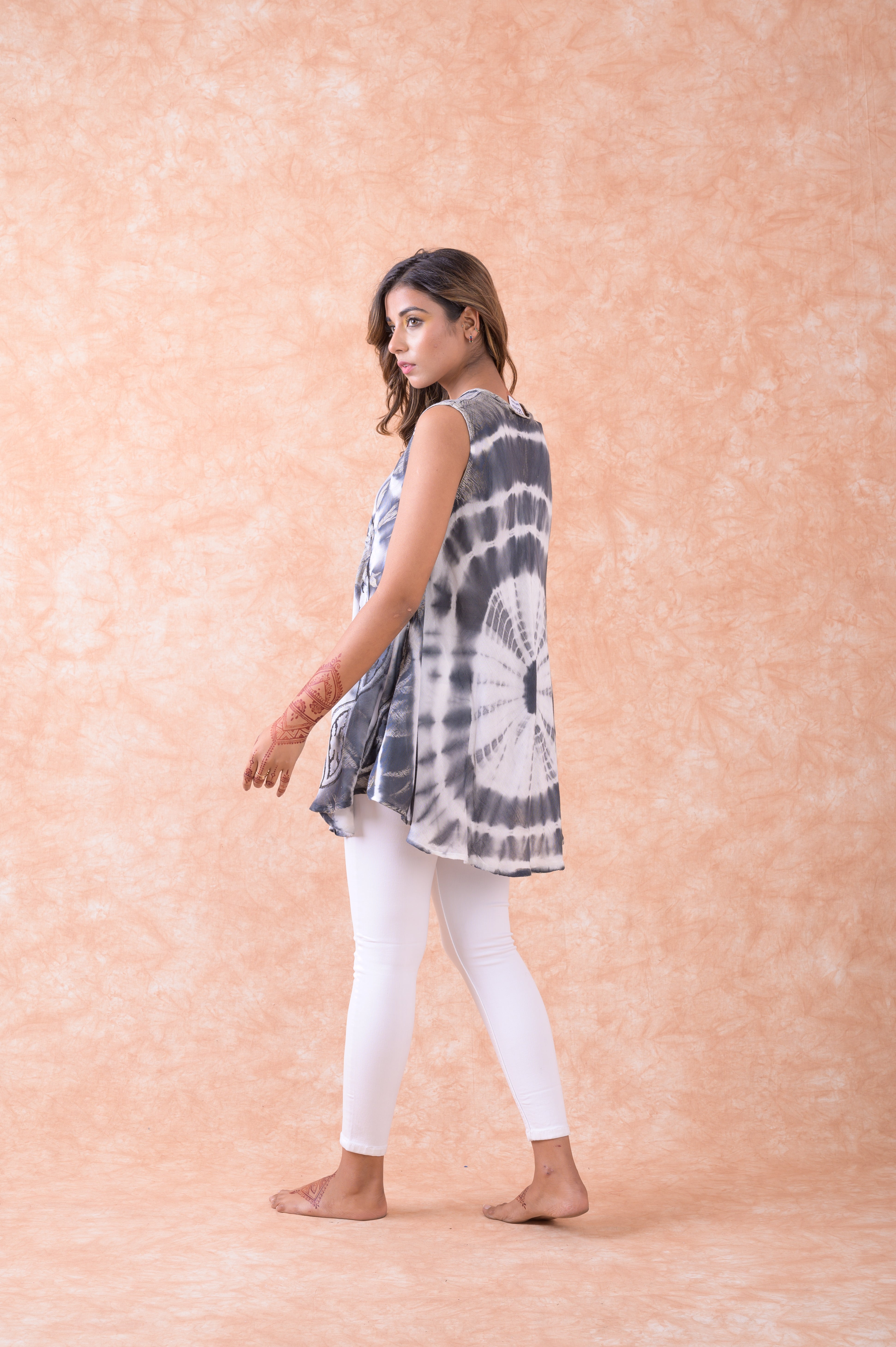 Rhea Balanced Sleeveless Top