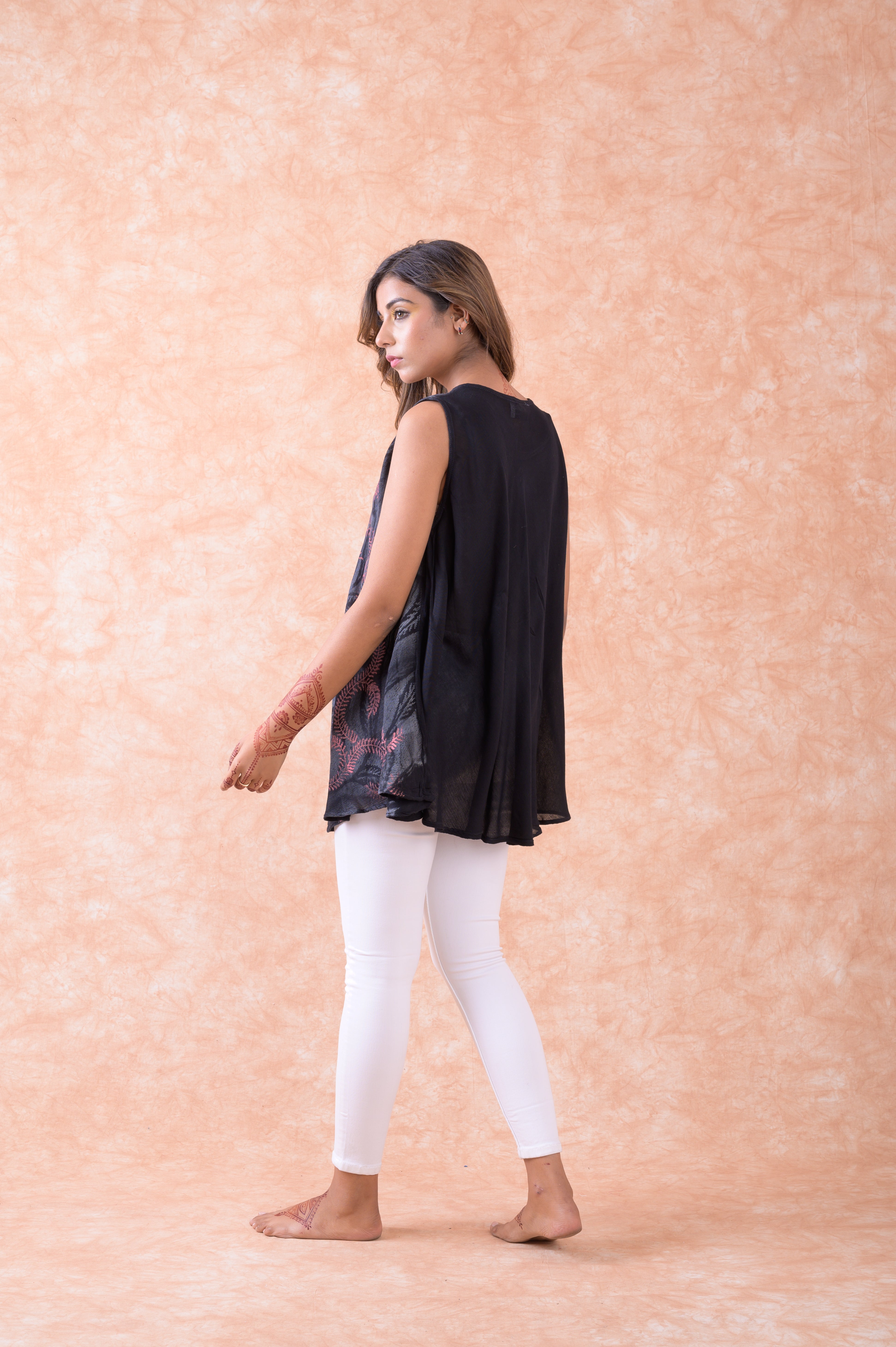 Rhea Balanced Sleeveless Top