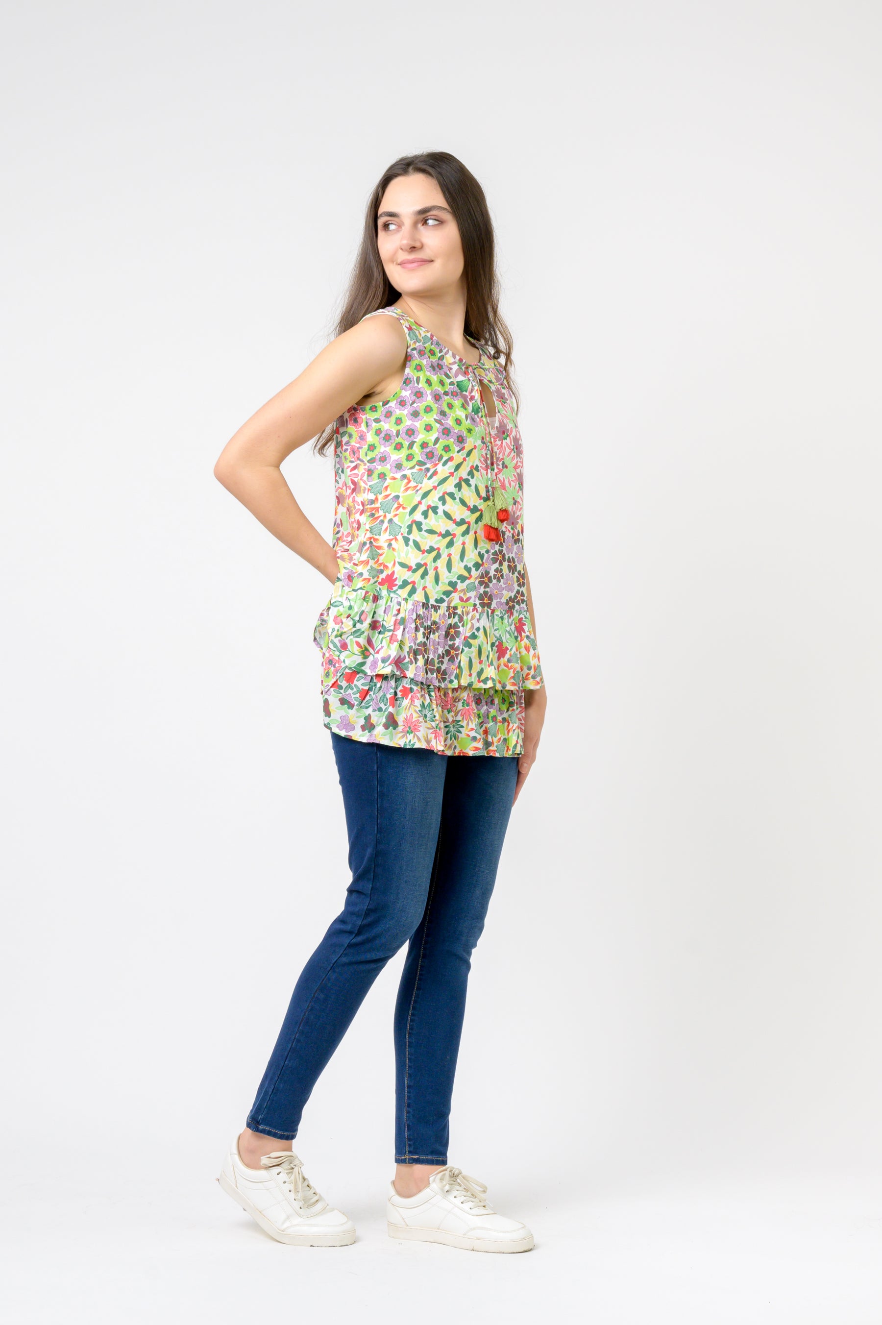 Rhea Garden Spots Top