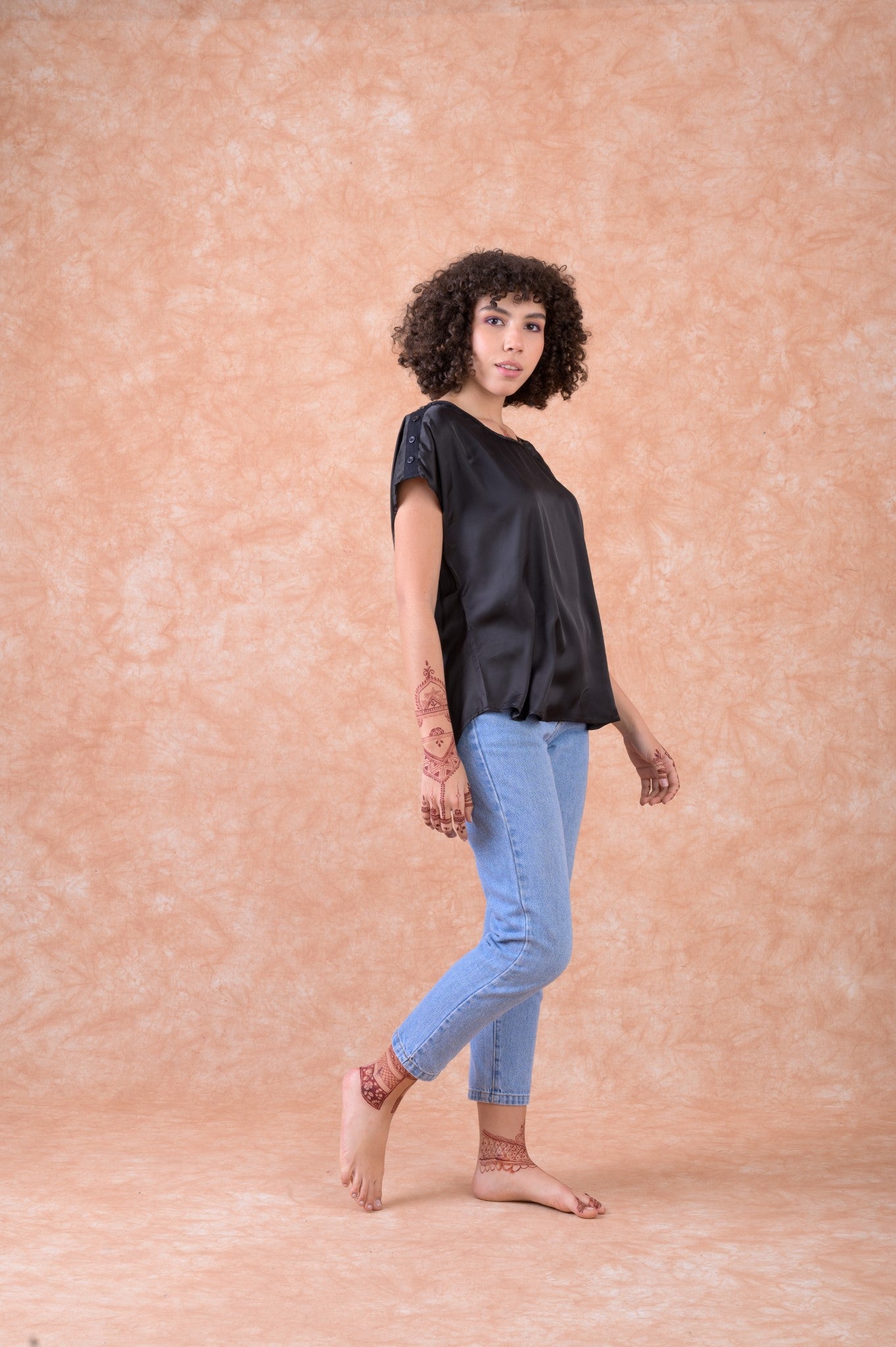 Rhea Libra Top Black / L/X