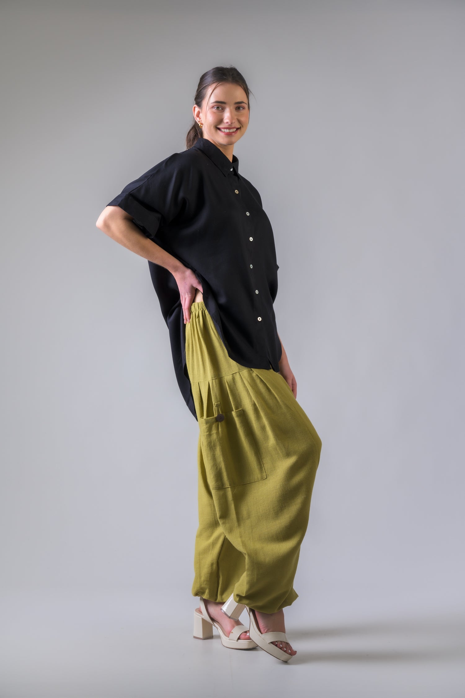 Rhea Mila Shirt Black / L/X