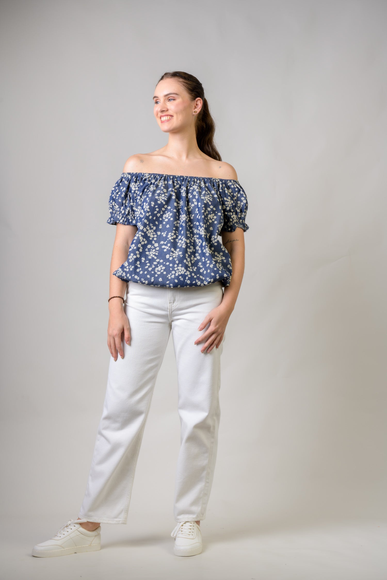 Rhea Rosey Top Blue / Large/Xlarge